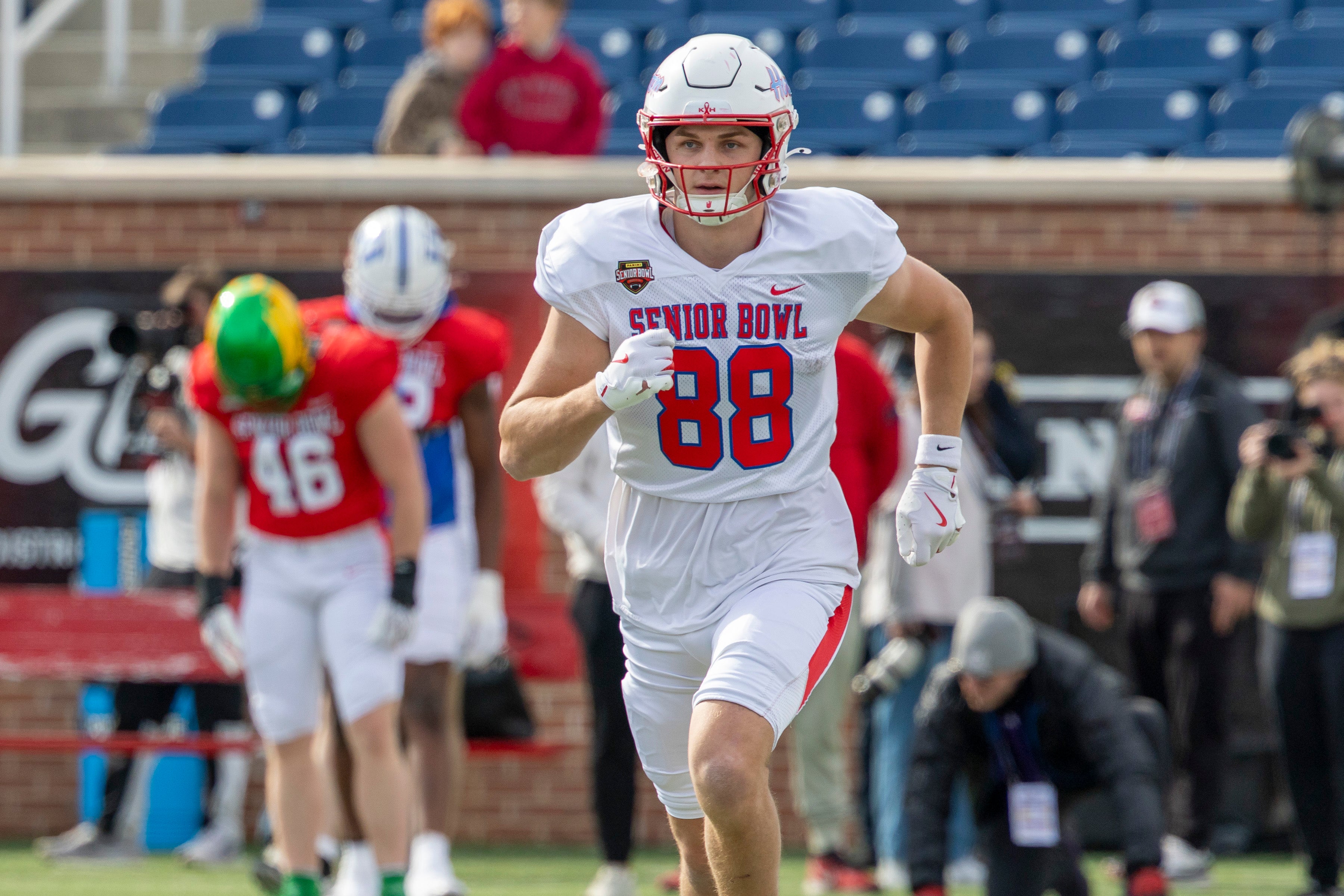 Jan 29, 2026; Mobile, AL, USA; National tight end Tanner Koziol (88) of Houston practices during National Senior Bowl practice at Hancock Whitney Stadium.