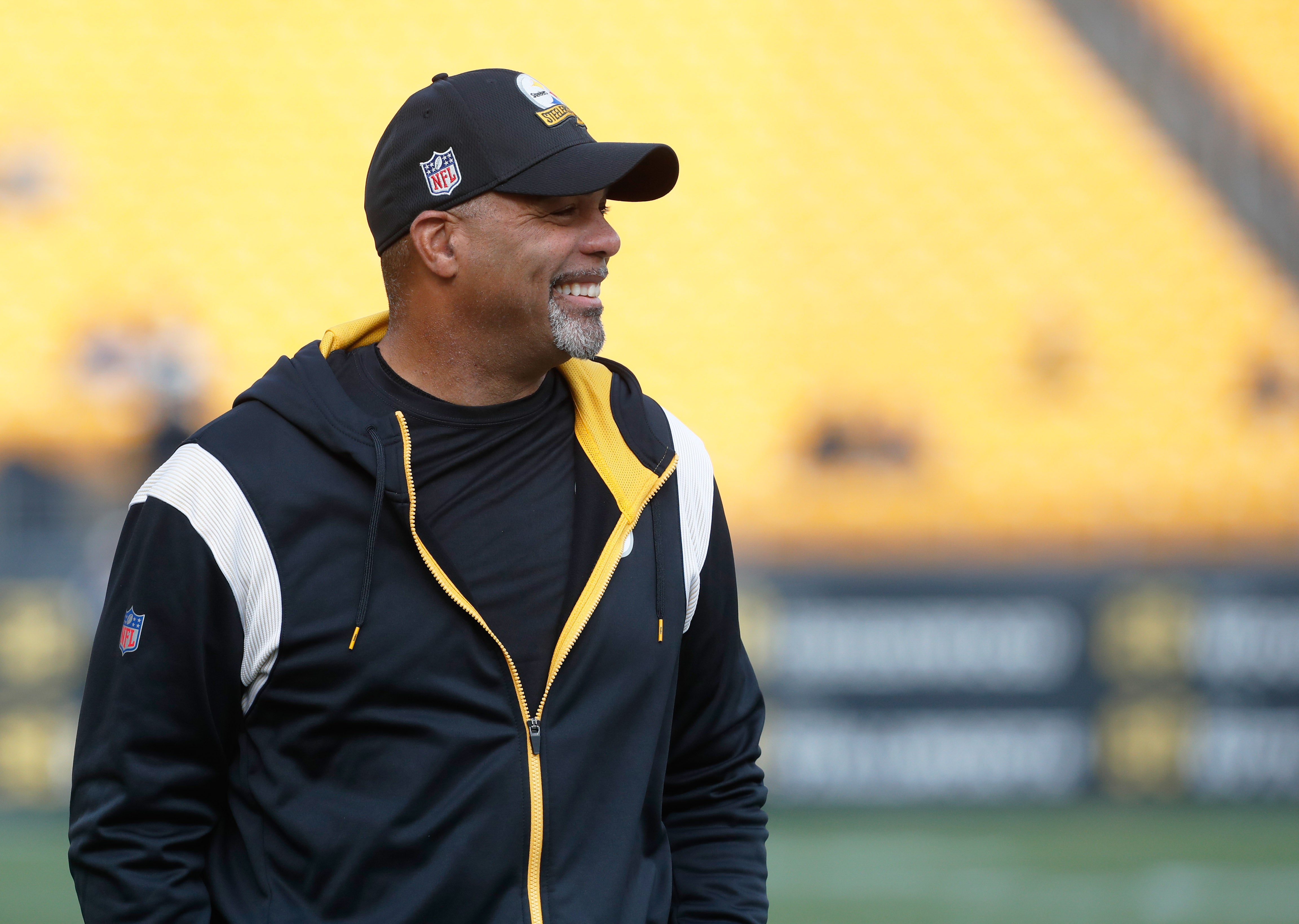 Dec 11, 2022; Pittsburgh, Pennsylvania, USA; Pittsburgh Steelers running backs coach Eddie Faulkner looks on before the game against the Baltimore Ravens at Acrisure Stadium.