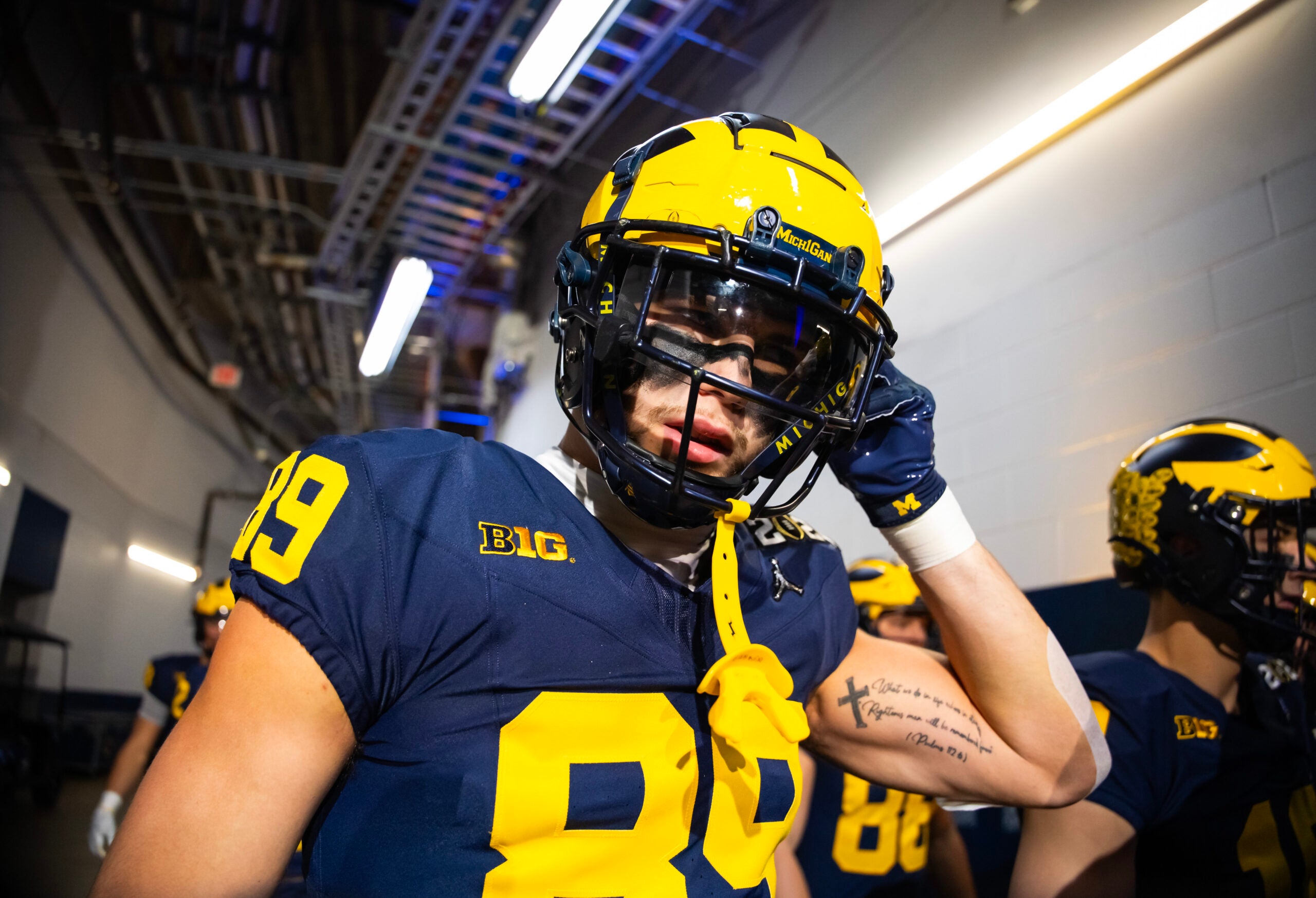 Former Michigan TE A.J. Barner