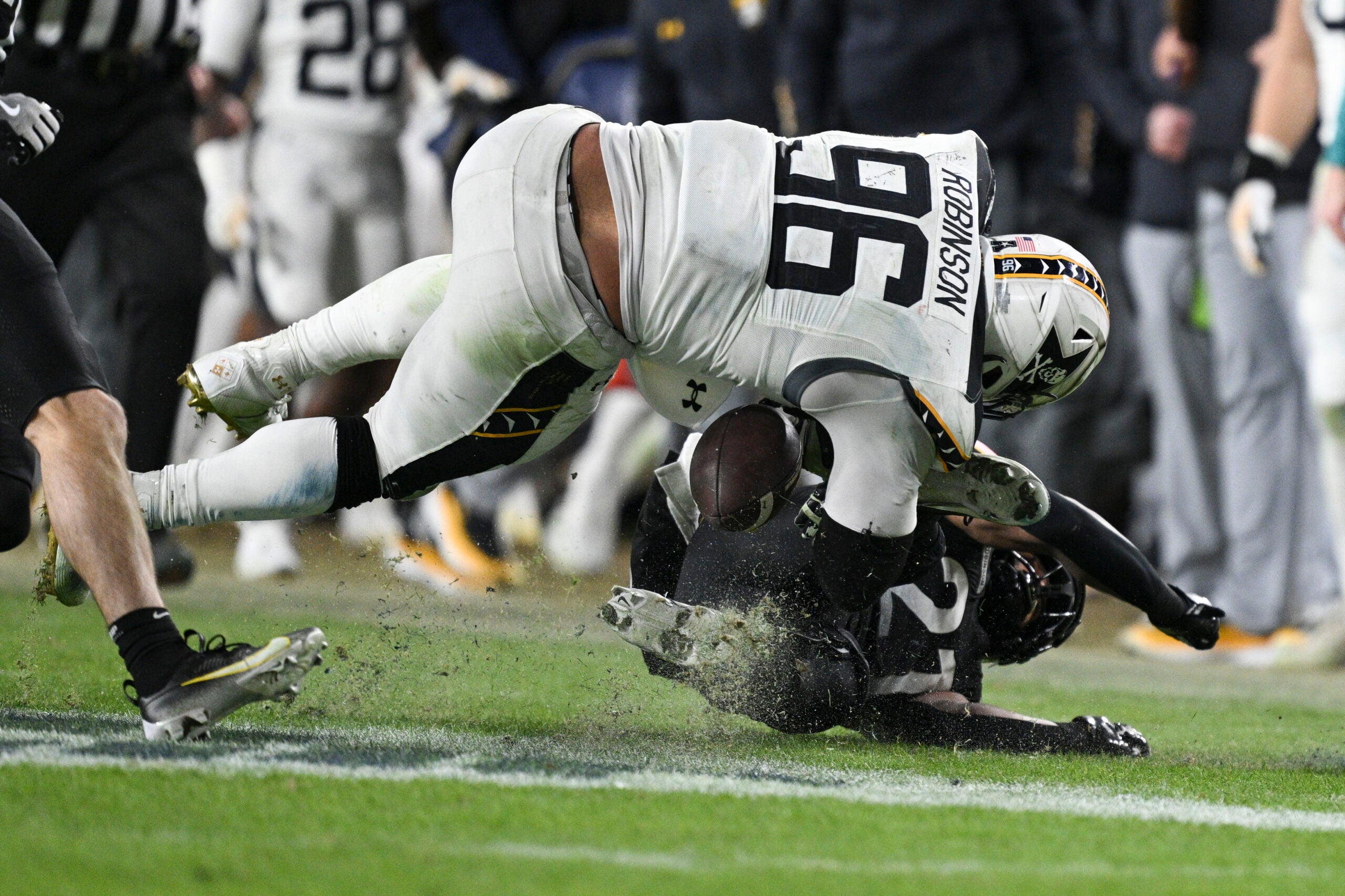 Navy DT Landon Robinson