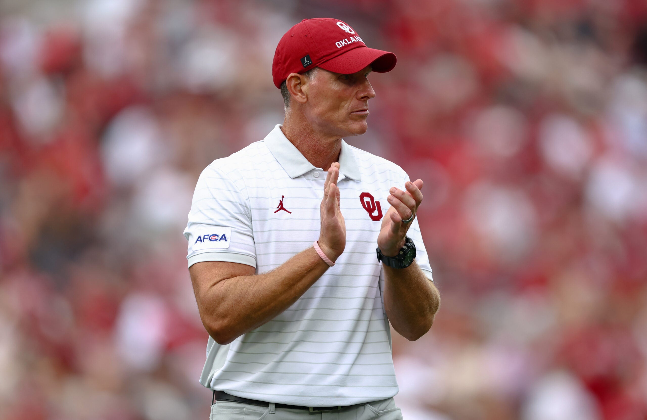 Oklahoma Sooners head coach Brent Venables 2027 recruit Greydon Howell