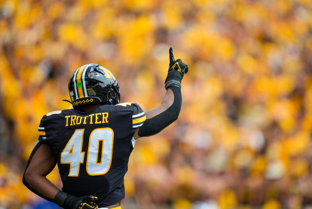 Missouri LB Josiah Trotter