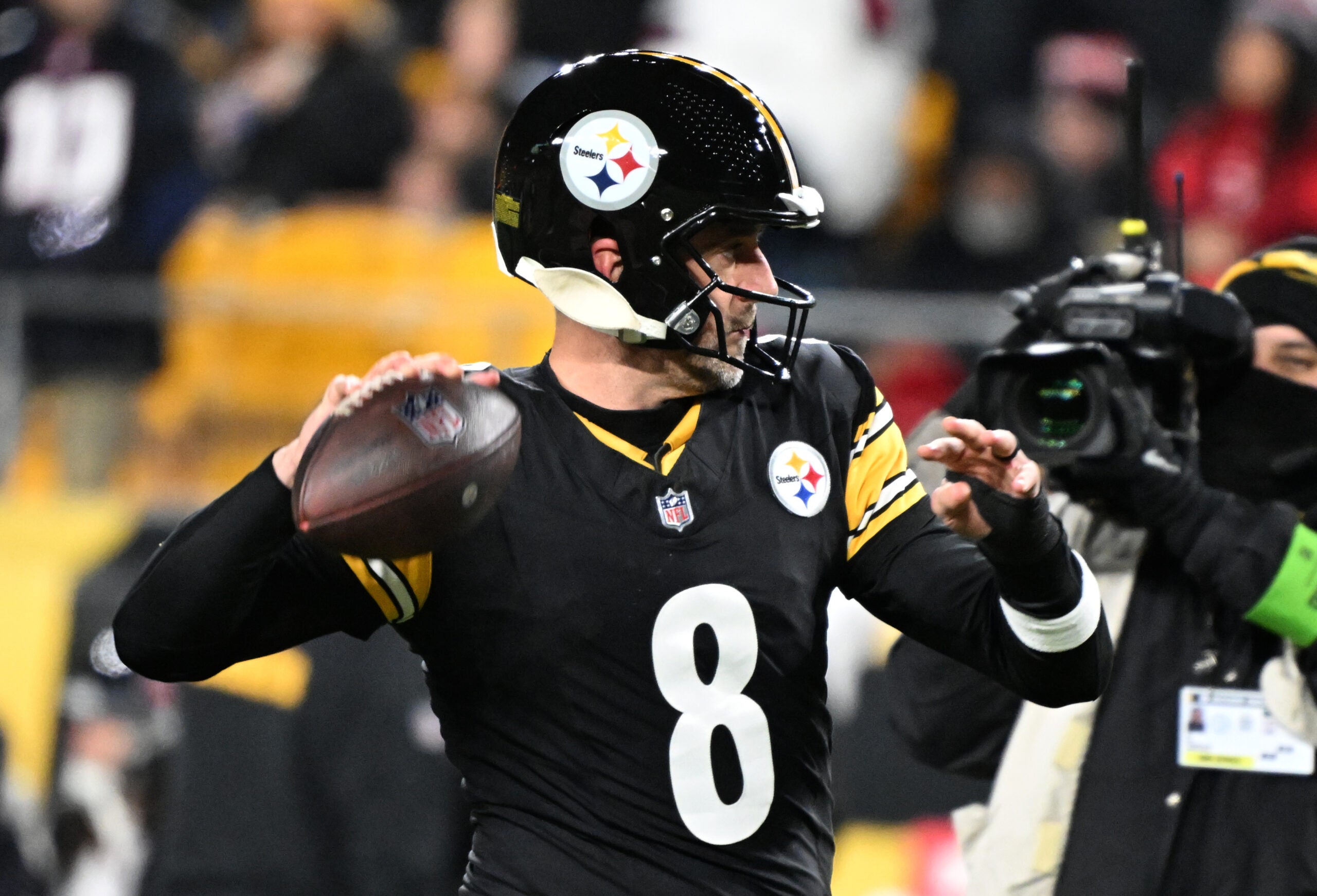 Jan 12, 2026; Pittsburgh, PA, USA; Pittsburgh Steelers quarterback Aaron Rodgers (8) warms up before an AFC Wild Card Round game against the Houston Texans at Acrisure Stadium.