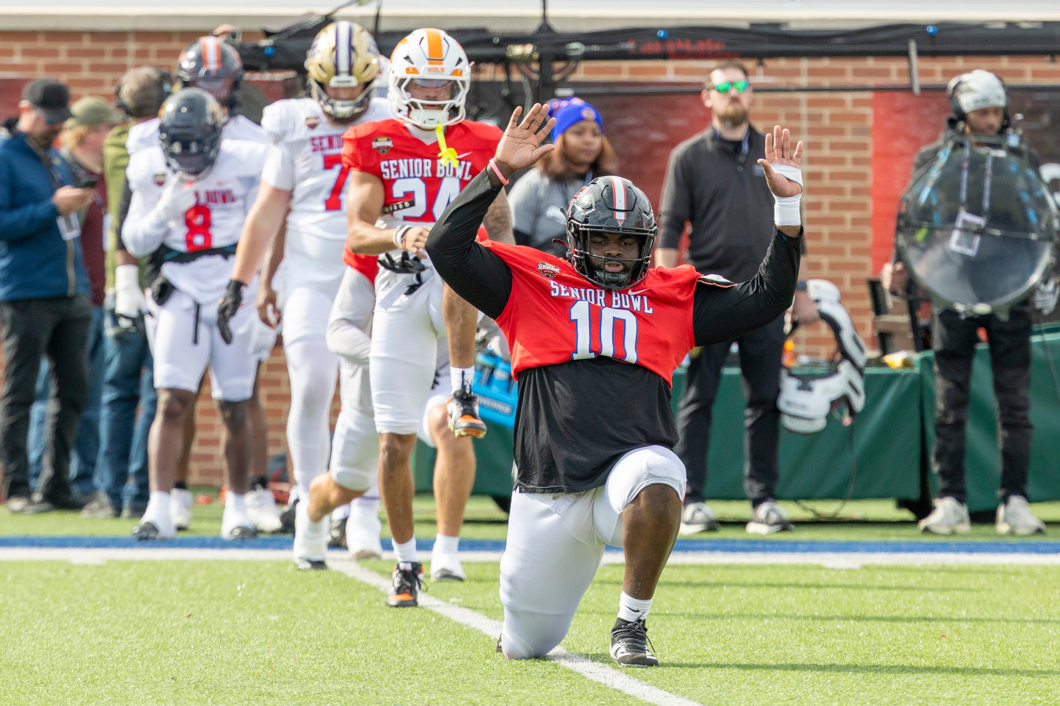 Jan 29, 2026; Mobile, AL, USA; National defensive tackle Lee Hunter (10) of Texas Tech practices during National Senior Bowl practice at Hancock Whitney Stadium.