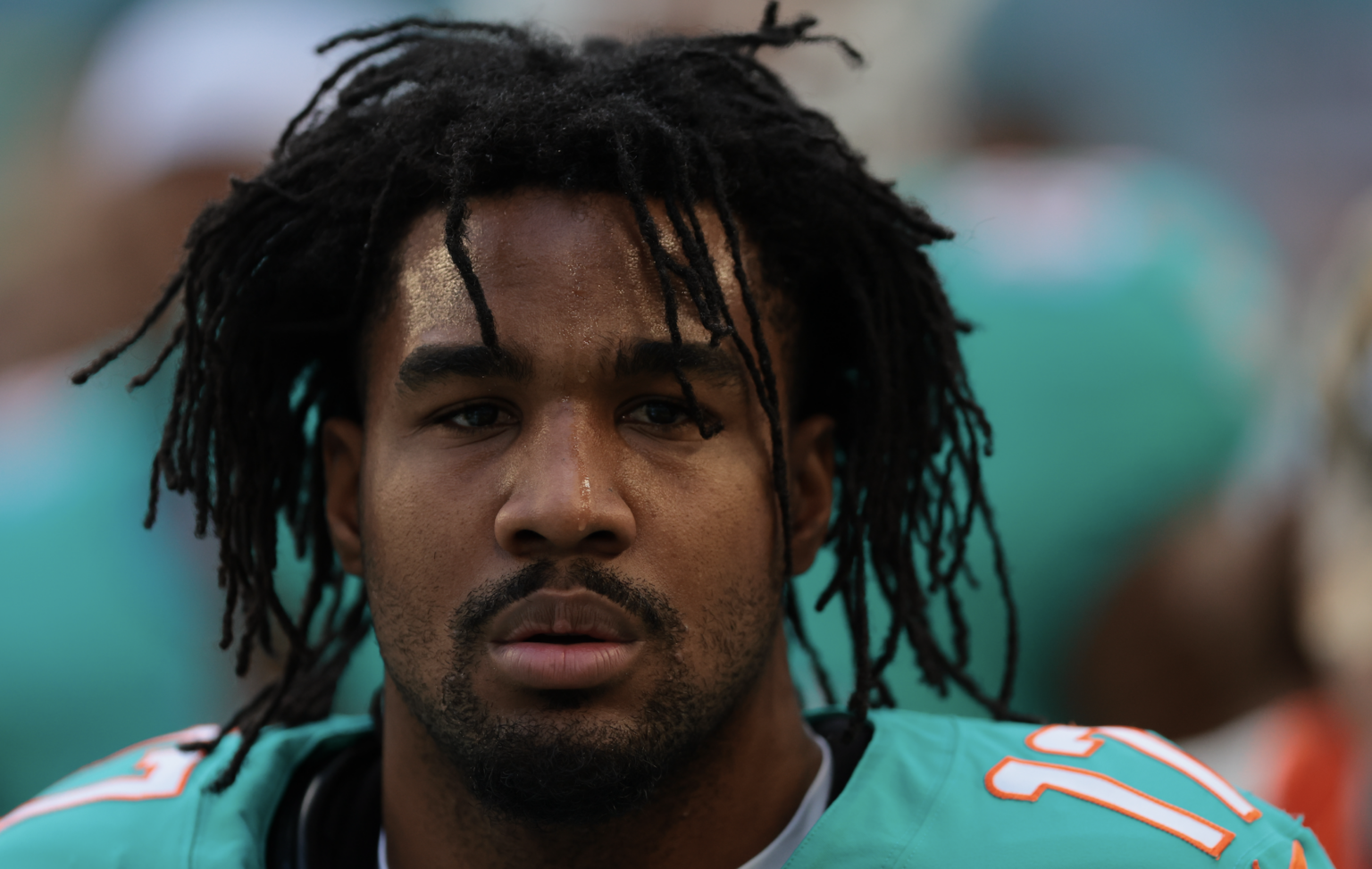 Jaylen Waddle joining the Broncos is leading to a big change for ...