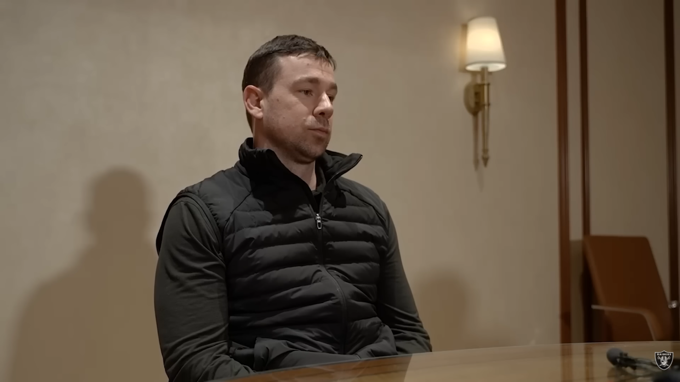 Las Vegas Raiders head coach Klint Kubiak running back Najee Harris visit free agency RB backup