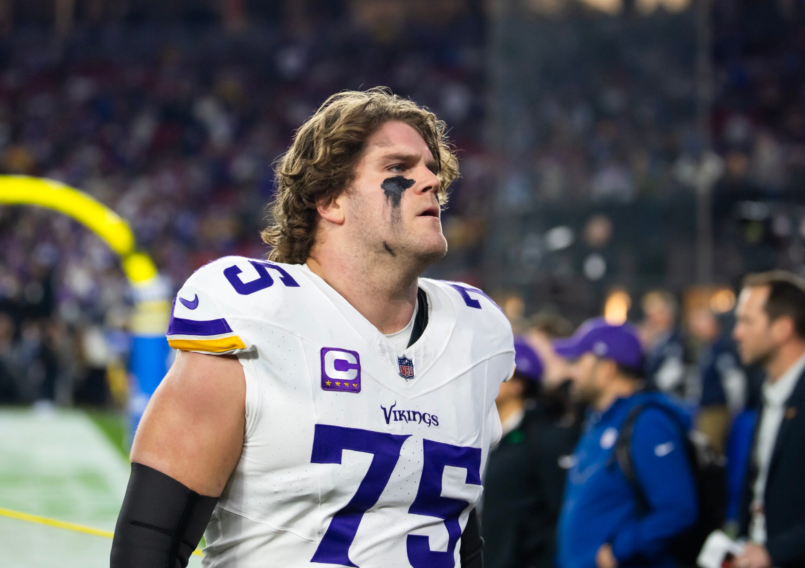 Jan 13, 2025; Glendale, AZ, USA; Minnesota Vikings tackle Brian O'Neill (75) against the Los Angeles Rams during an NFC wild card game at State Farm Stadium.