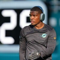 Sep 29, 2025; Miami Gardens, Florida, USA; Miami Dolphins running back De'Von Achane (28) practices before the game against the New York Jets at Hard Rock Stadium.