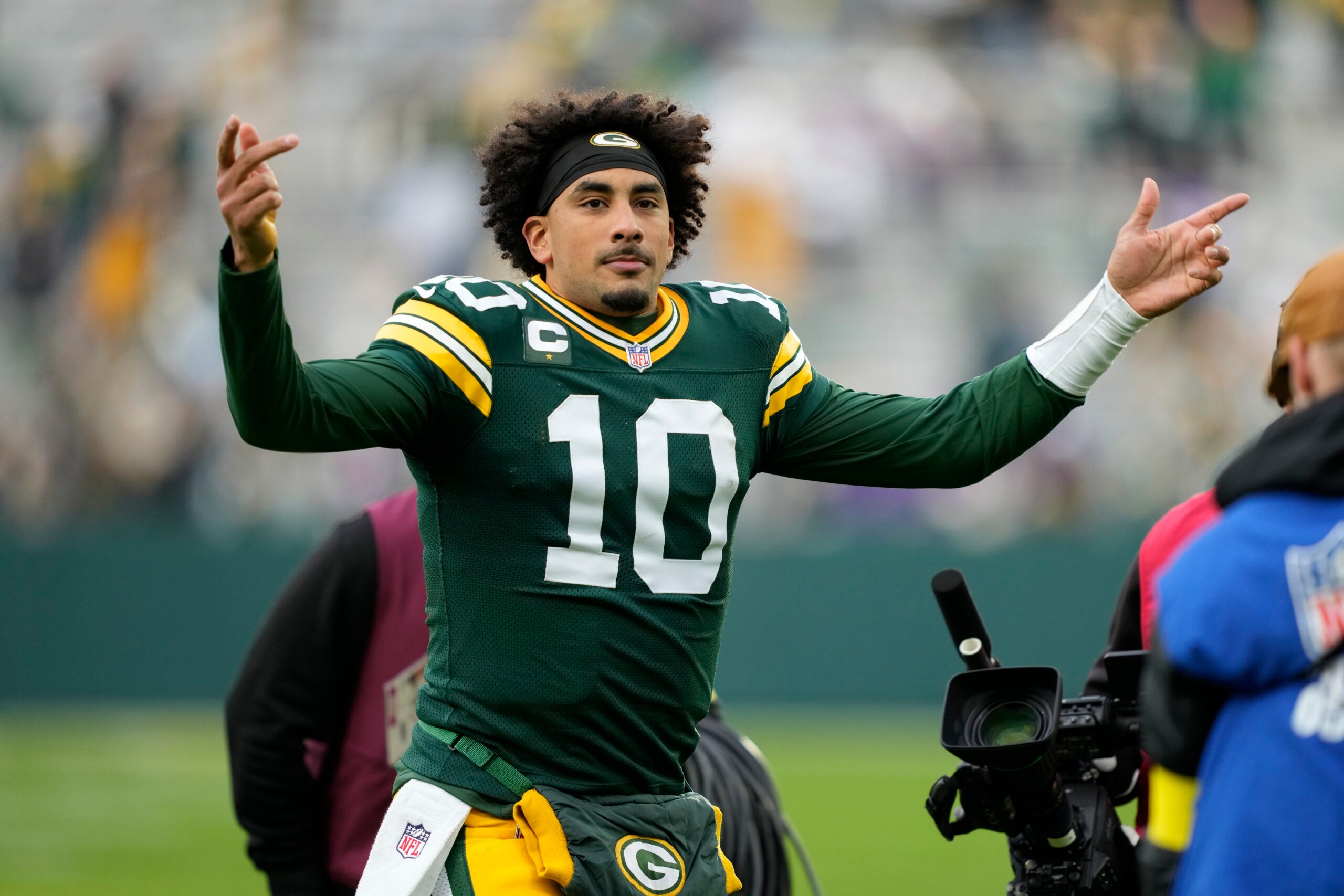 Nov 23, 2025; Green Bay, Wisconsin, USA; Green Bay Packers quarterback Jordan Love (10) celebrates the victory over the Minnesota Vikings at Lambeau Field.