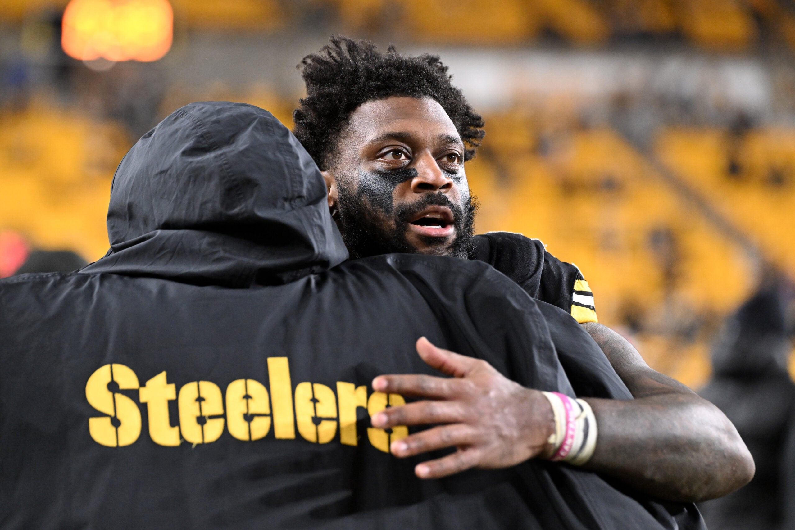 Jan 12, 2026; Pittsburgh, PA, USA; Pittsburgh Steelers linebacker Patrick Queen (6) hugs a teammate following an AFC Wild Card Round loss to the Houston Texans at Acrisure Stadium.
