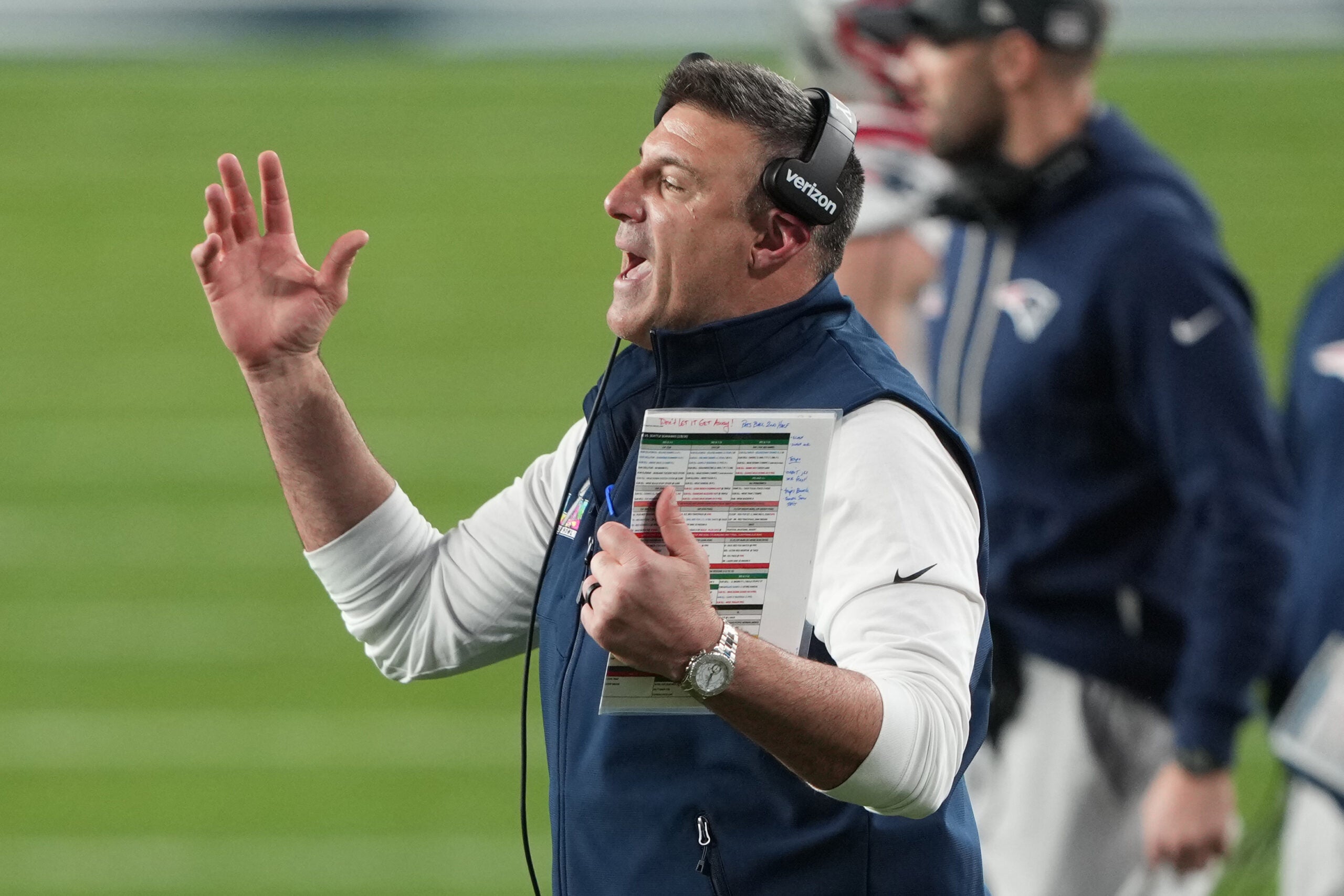 Patriots head coach Mike Vrabel