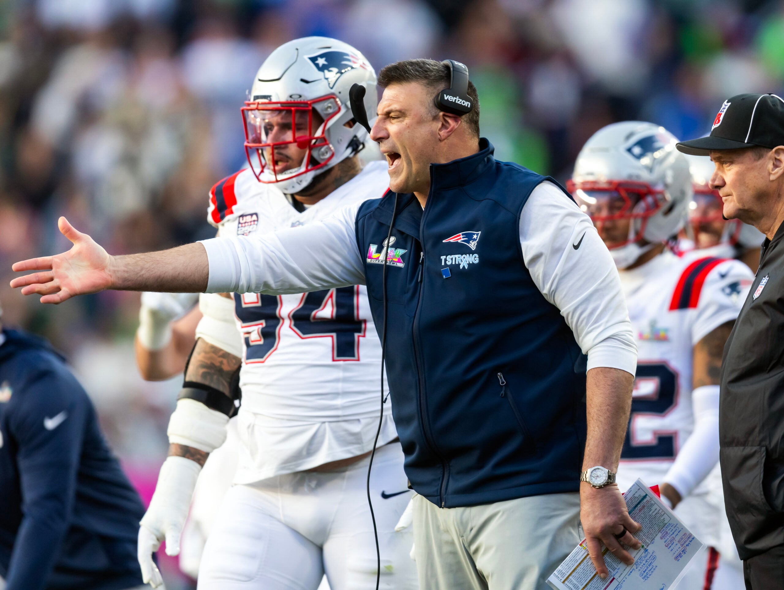 Feb 8, 2026; Santa Clara, CA, USA; New England Patriots head coach Mike Vrabel reacts against the Seattle Seahawks during Super Bowl LX at Levi's Stadium.