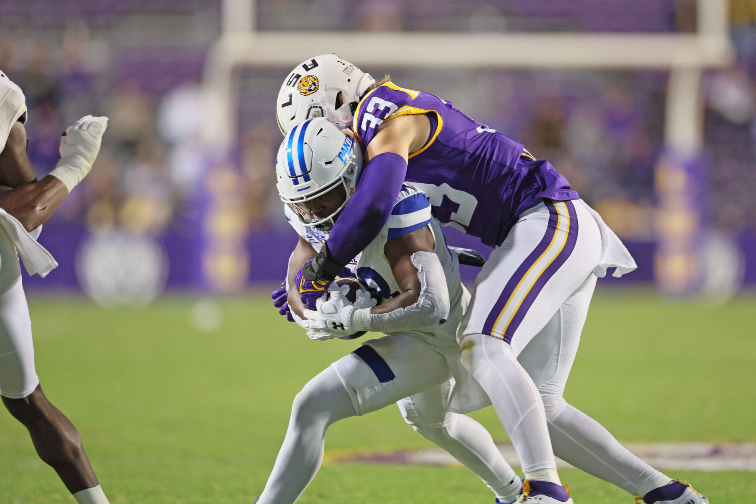 Colts sign UDFA LSU linebacker West Weeks
