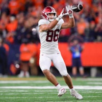 Sep 20, 2024; Syracuse, New York, USA; Stanford Cardinal tight end Sam Roush (86) makes a catch against the Syracuse Orange during the second half at the JMA Wireless Dome.
