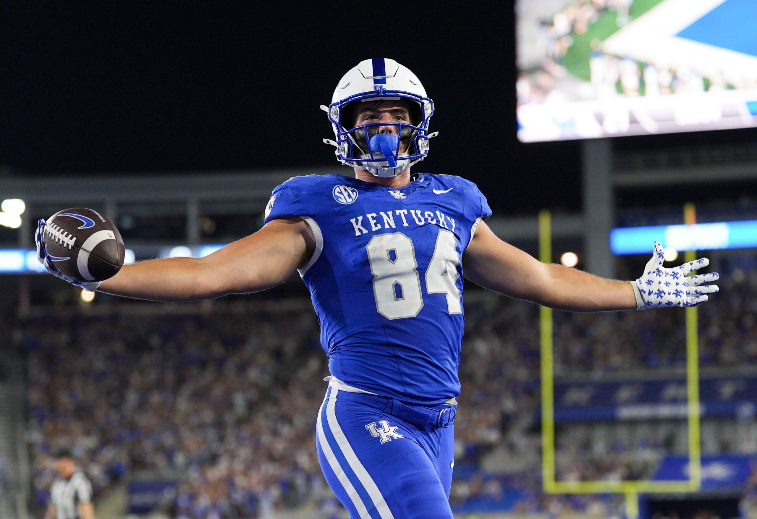 Kentucky Wildcats tight end Josh Kattus (84) celebrates his touchdown catch in the second quarter as the Wildcats are rolling in the football game against Eastern Michigan at Kroger Field in Lexington, Kentucky Saturday, Sept. 13, 2025.