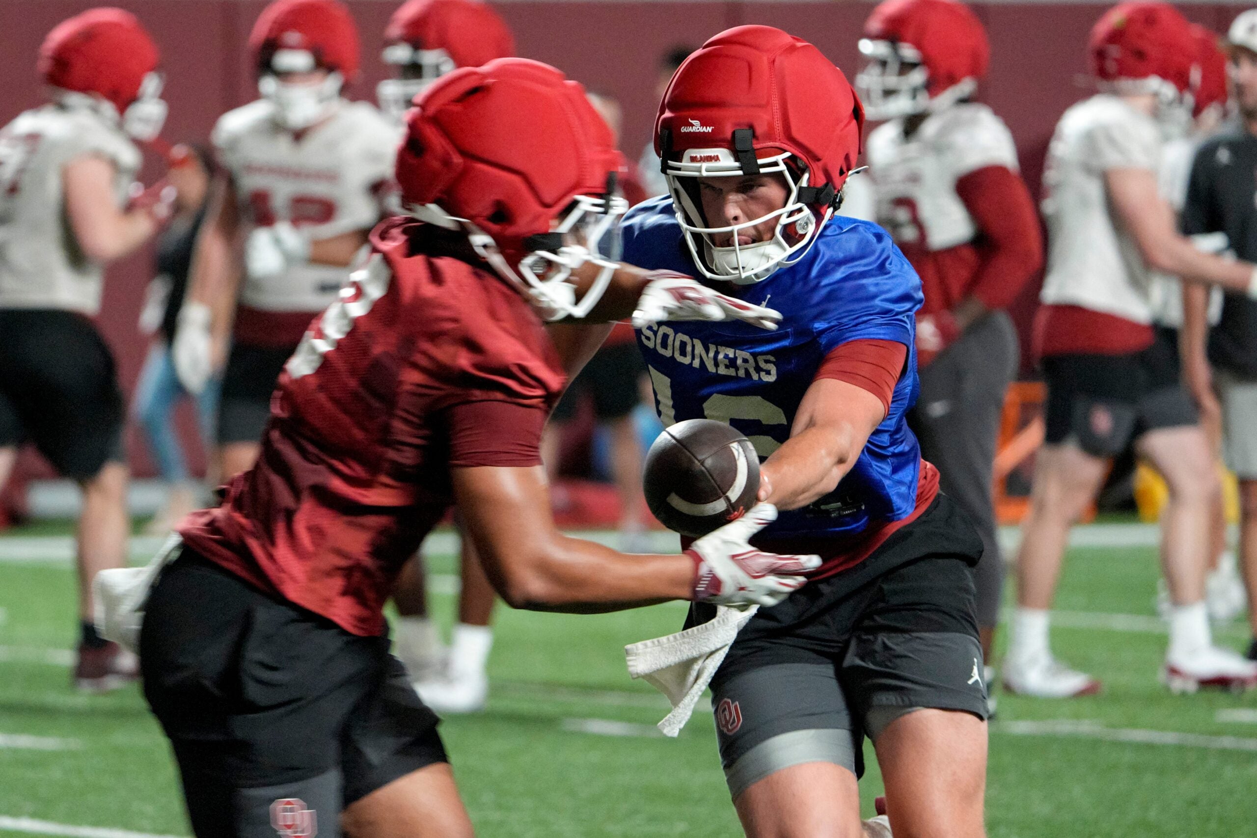 Whitt Newbauer (16) runs drills during an Oklahoma (OU) football practice in Norman, Okla., on Wednesday, March 25, 2026.