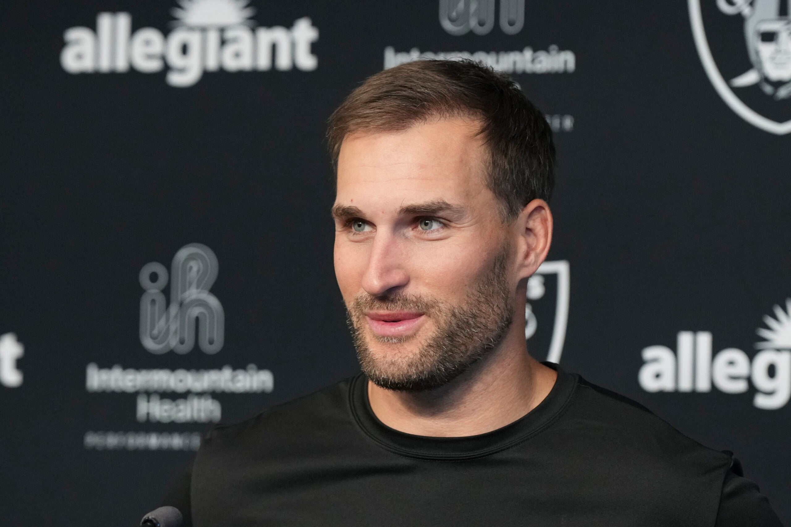 Las Vegas Raiders quarterback Kirk Cousins press conference rookie QB Fernando mendoza