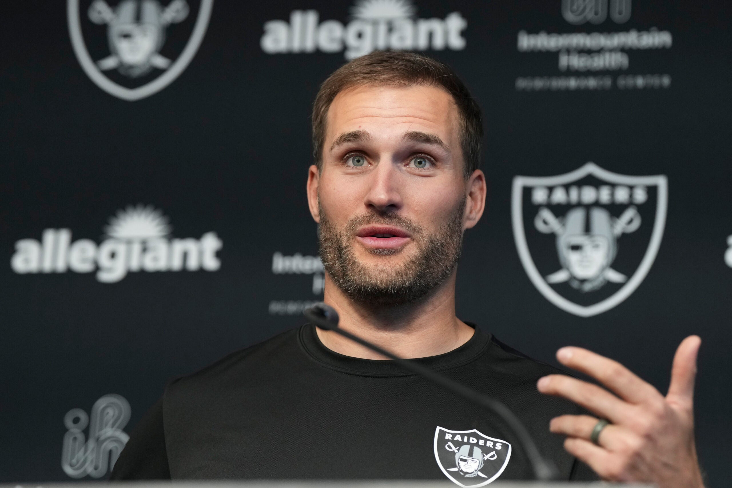 Las Vegas Raiders quarterback Kirk Cousins wide receiver Jalen Nailor