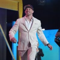 Apr 23, 2026; Pittsburgh, PA, USA; Oregon Ducks defensive back Dillon Thieneman is selected by the Chicago Bears as the number 25 pick during the 2026 NFL Draft at Acrisure Stadium.