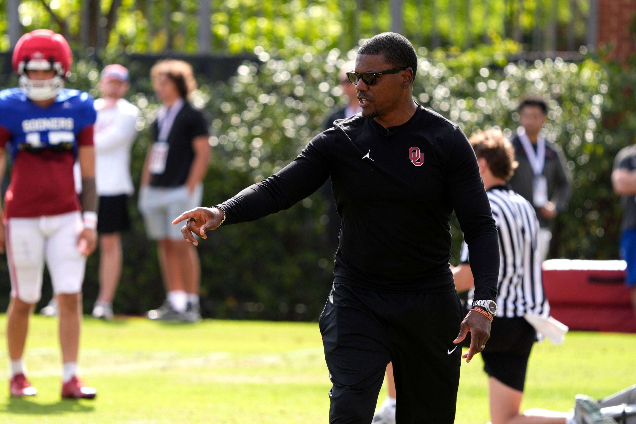 Oklahoma Sooners running back coach Deland McCullough