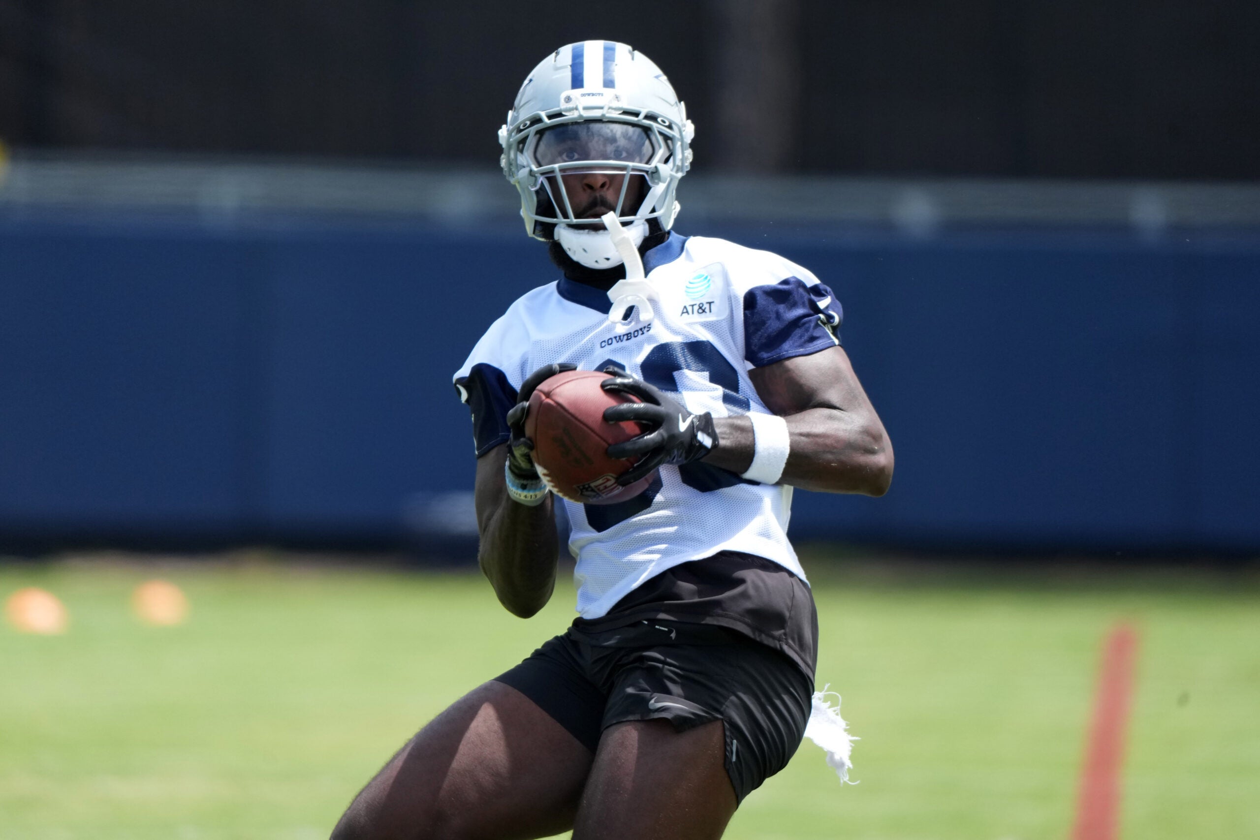 Jul 22, 2025; Oxnard, CA, USA; Dallas Cowboys receiver Parris Campbell (80) catches the ball during training camp at the River Ridge Fields.
