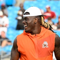Aug 8, 2025; Charlotte, North Carolina, USA; Cleveland Browns tight end David Njoku (85) before the game at Bank of America Stadium.