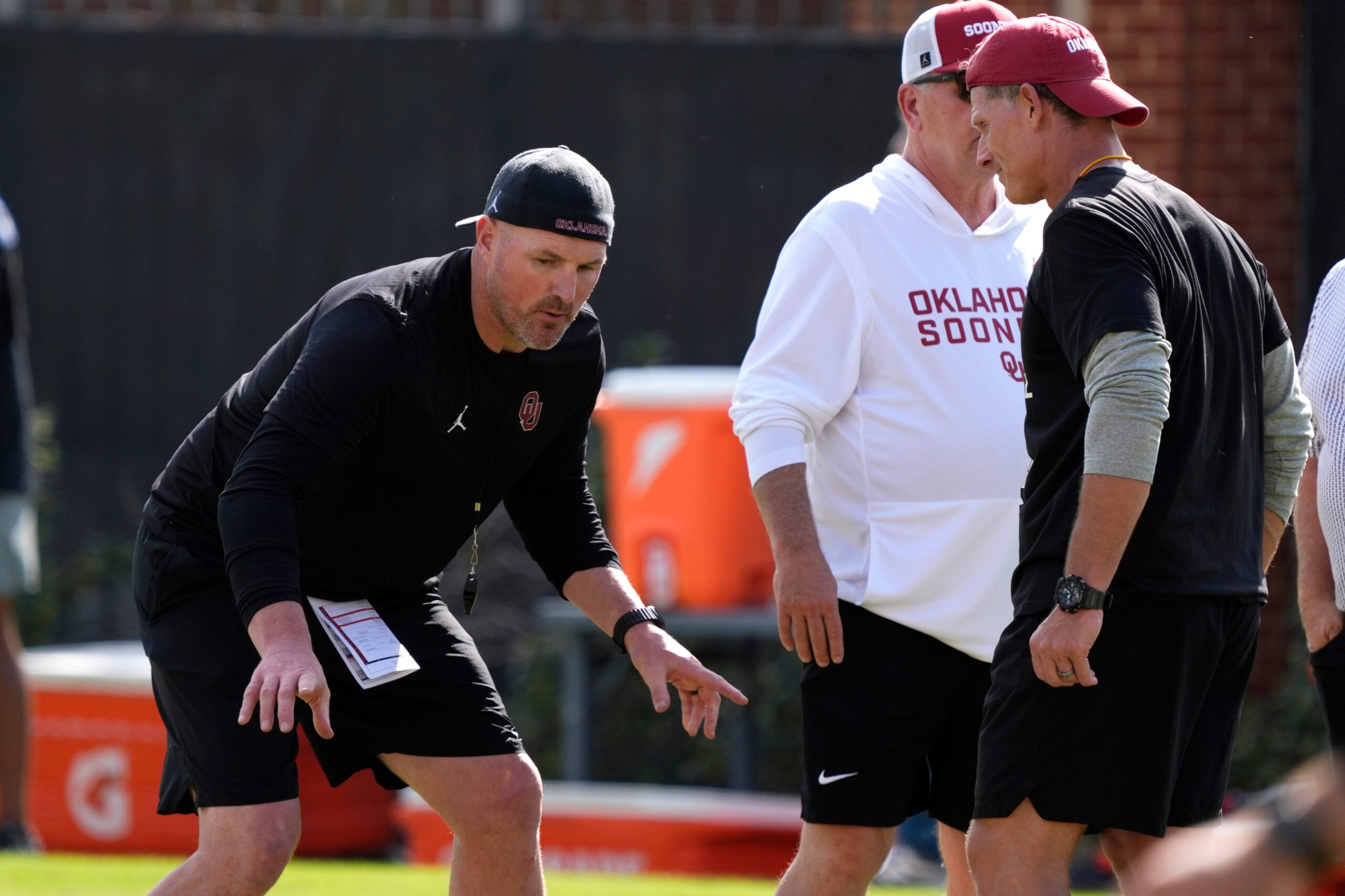 Oklahoma Sooners head coach Brent Venables tight ends coach Jason Witten recruiting