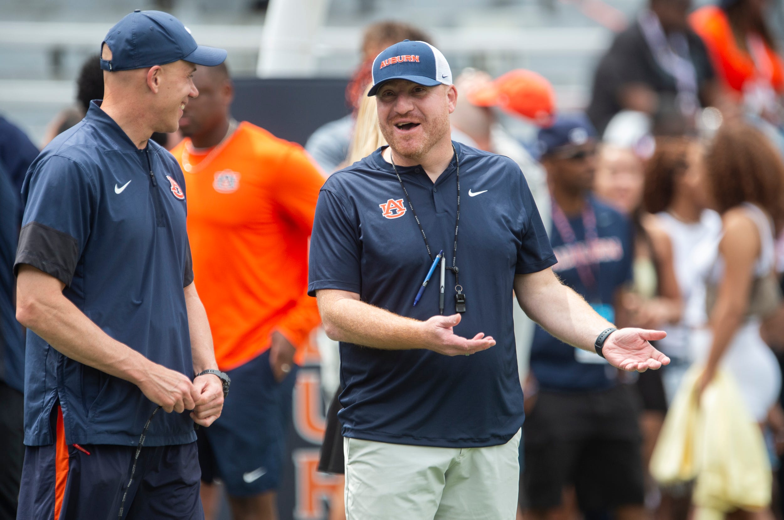 Auburn Tigers head coach Alex Golesh 2027 recruiting class