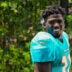 ESPN wants the Commanders to take a shot on Tyreek Hill and it doesn't make sense.