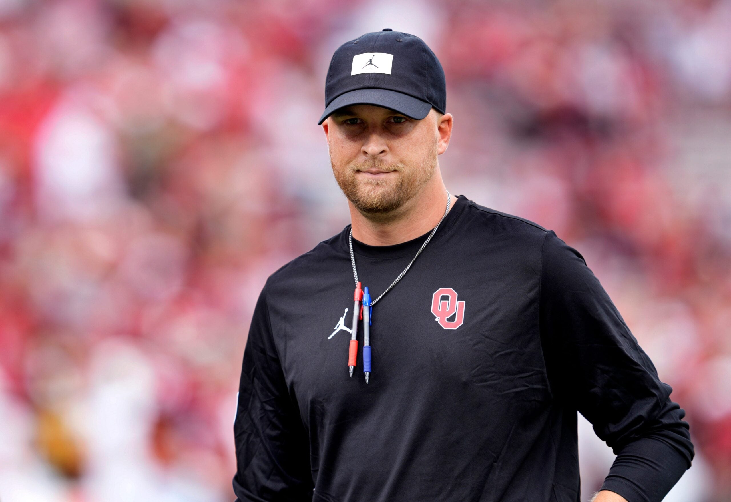 Oklahoma Sooners offensive coordinator Ben Arbuckle