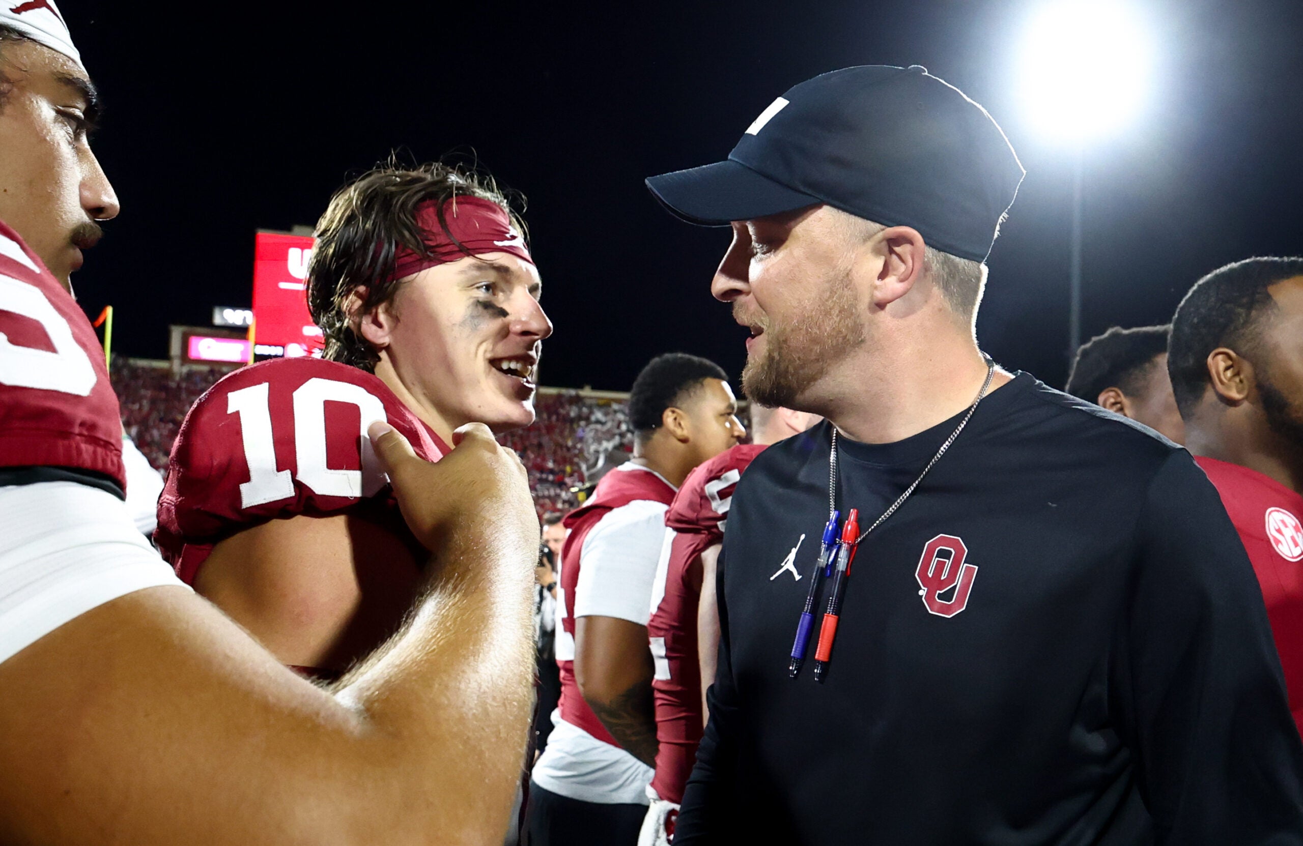 Oklahoma Sooners offensive coordinator Ben Arbuckle 2028 quarterback