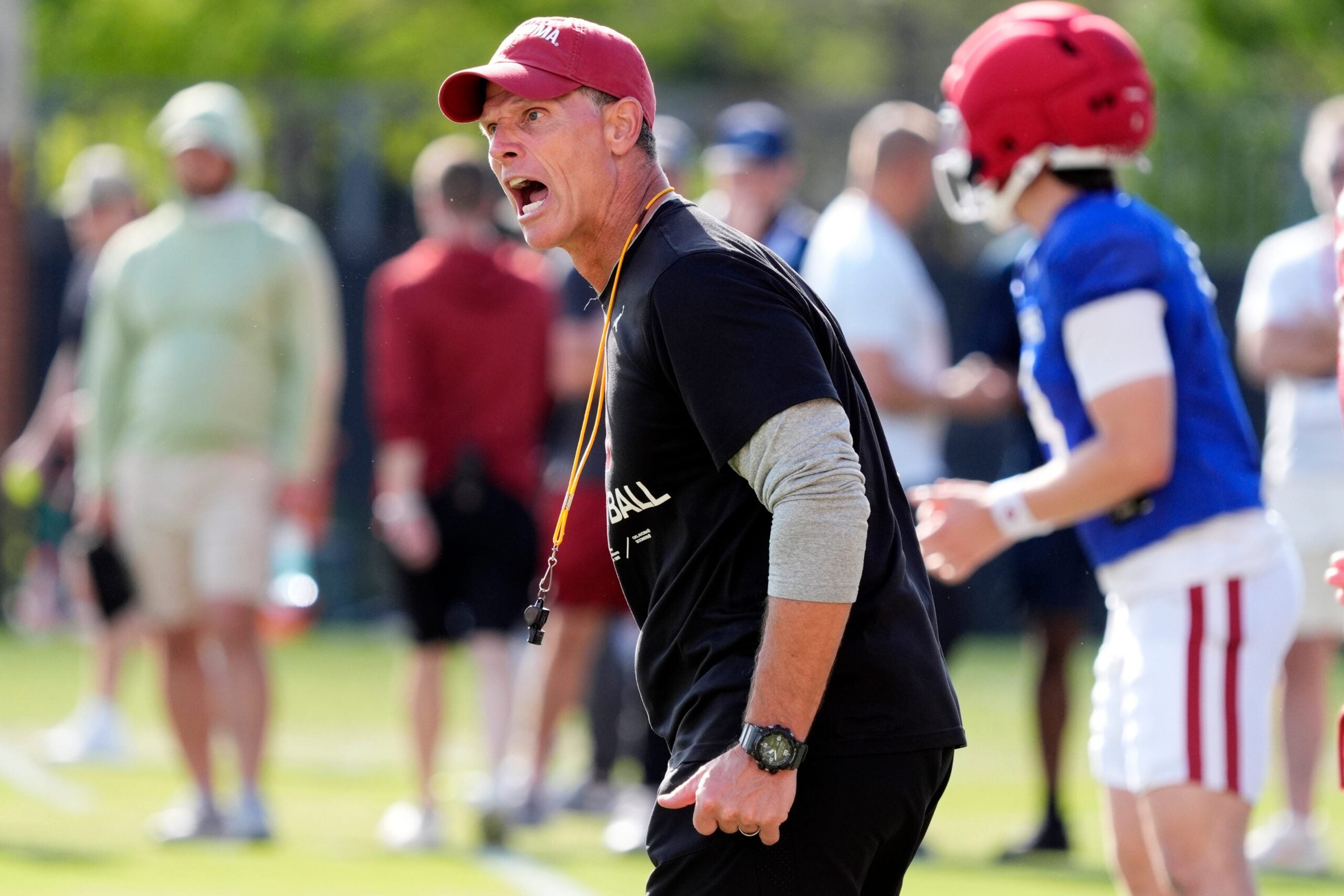 Oklahoma Sooners head coach Brent Venables 2027 commit WR Demare Dezeurn