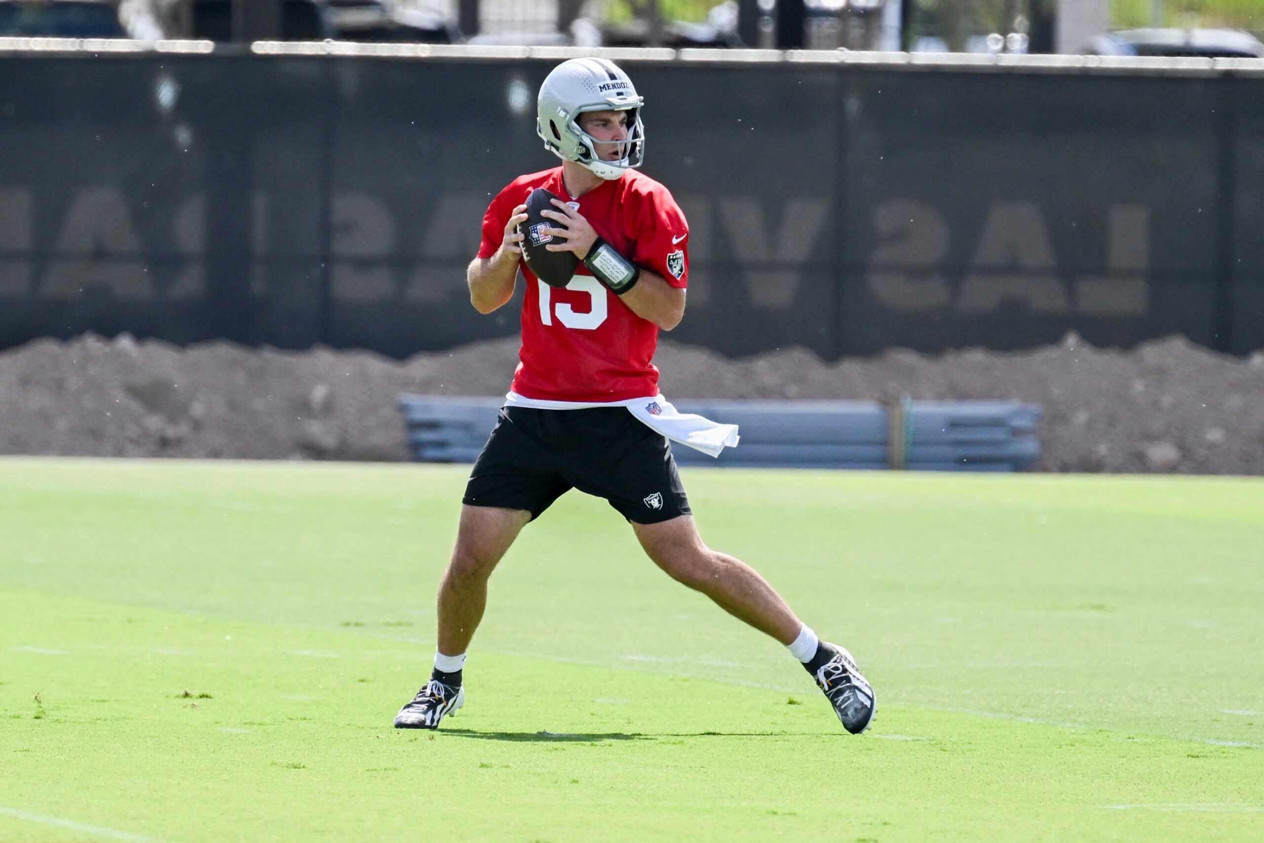 Las Vegas Raiders quarterback rookie Fernando mendoza