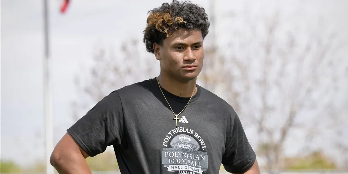 2027 Notre Dame defensive line target Marcus Fakatou