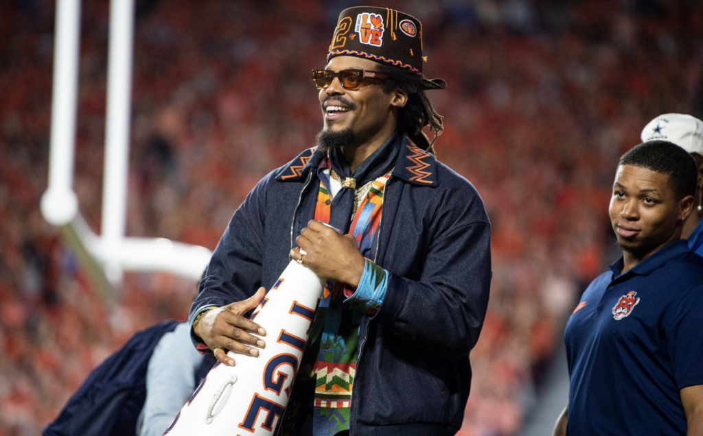 Cam Newton Quietly Guides Tennessee Vols Offense