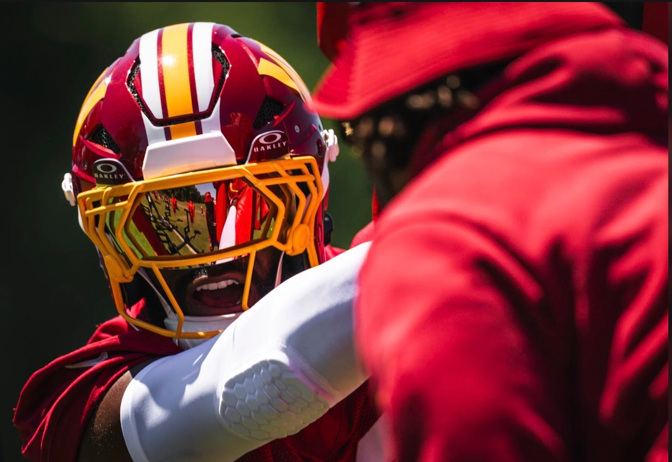 Odafe Oweh is looking to spark the Commanders pass rush in 2026.