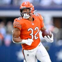 Oct 30, 2022; Arlington, Texas, USA; Chicago Bears running back David Montgomery (32) in action during the game between the Dallas Cowboys and the Chicago Bears at AT&T Stadium.