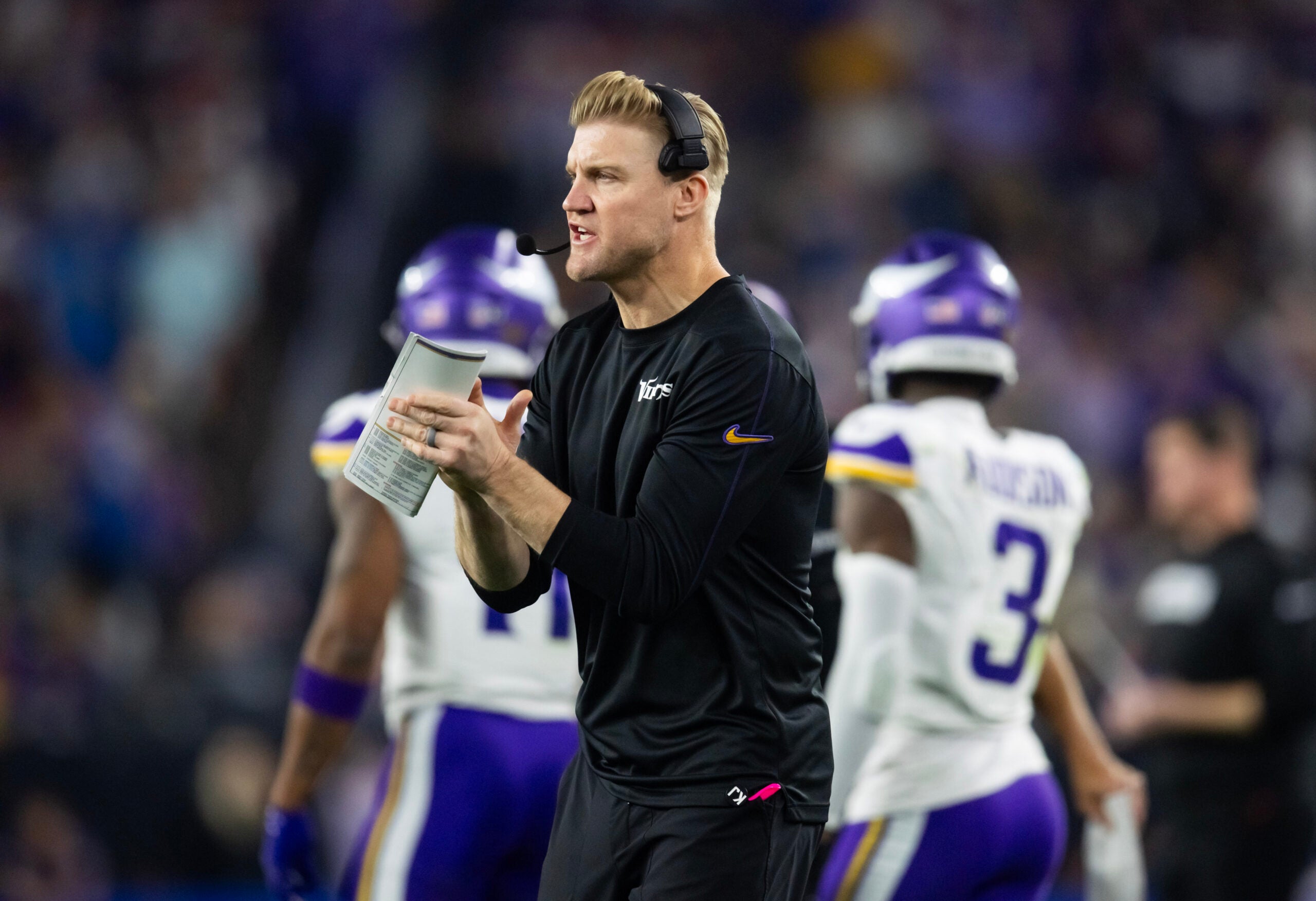 Jan 13, 2025; Glendale, AZ, USA; Minnesota Vikings quarterbacks coach Josh McCown against the Los Angeles Rams during an NFC wild card game at State Farm Stadium.