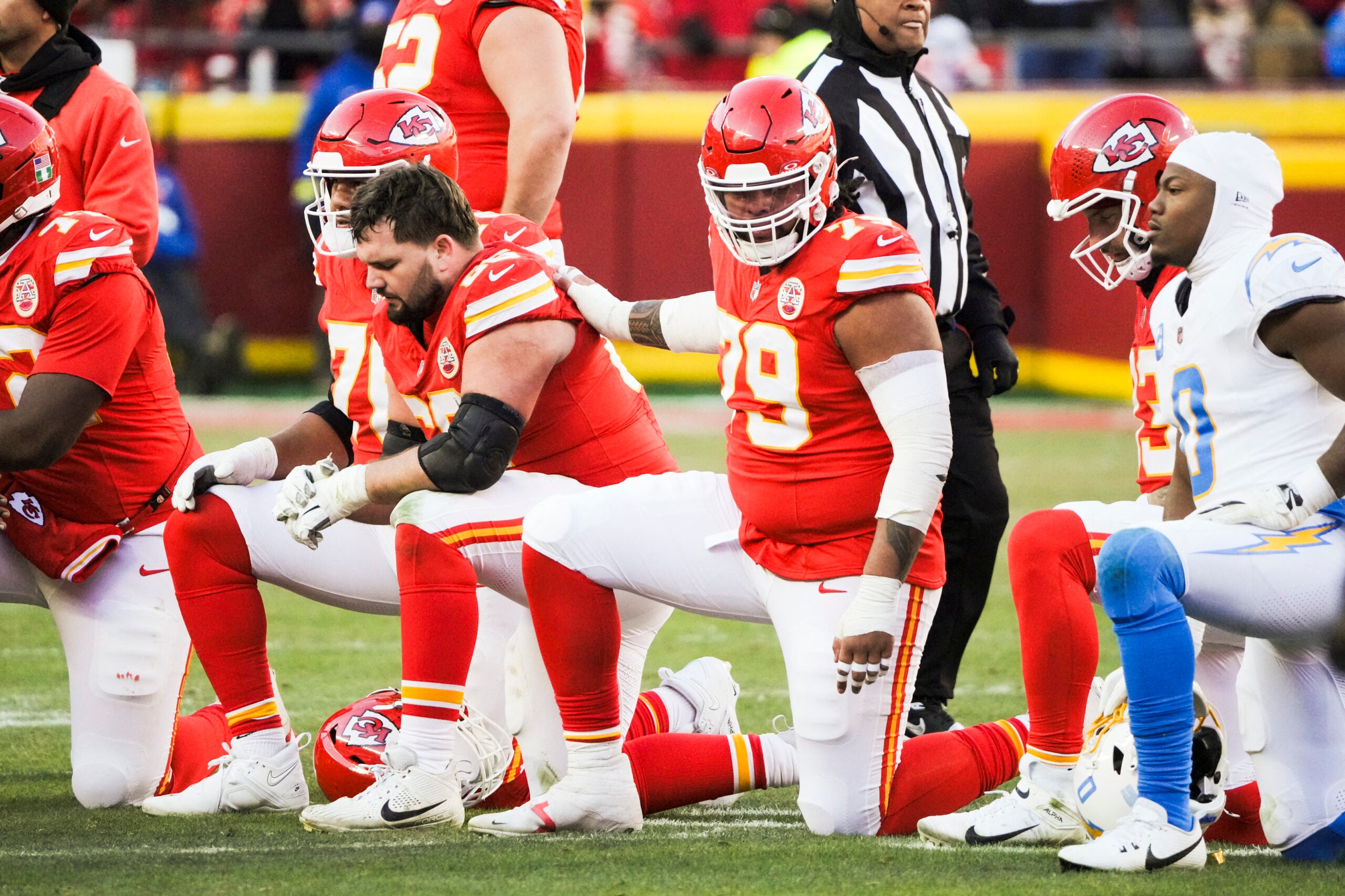 Kansas City Chiefs offensive lineman Esa Pole