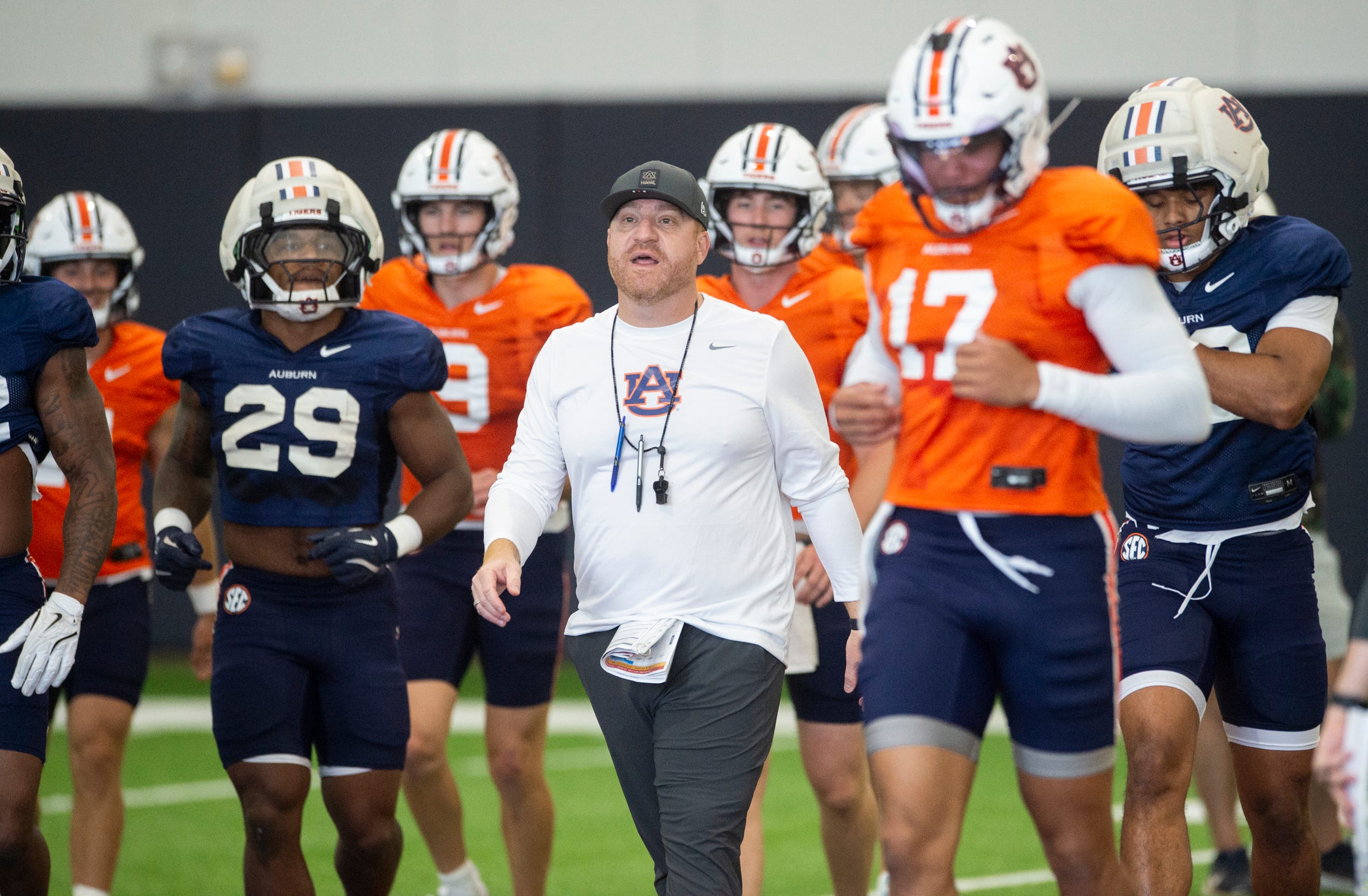 Auburn Tigers head coach Alex Golesh MJ Evans