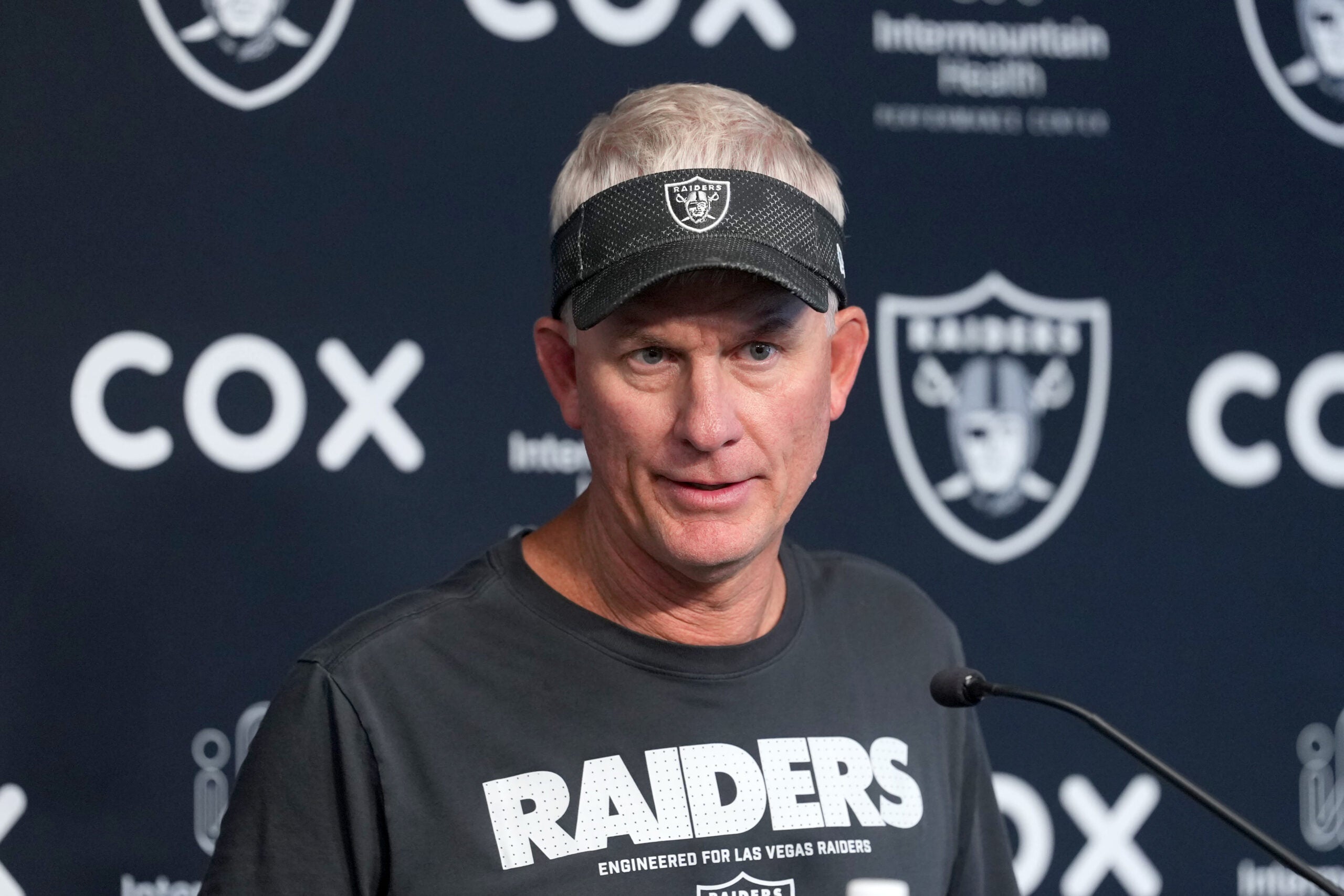 Las Vegas Raiders assistant head coach Mike McCoy