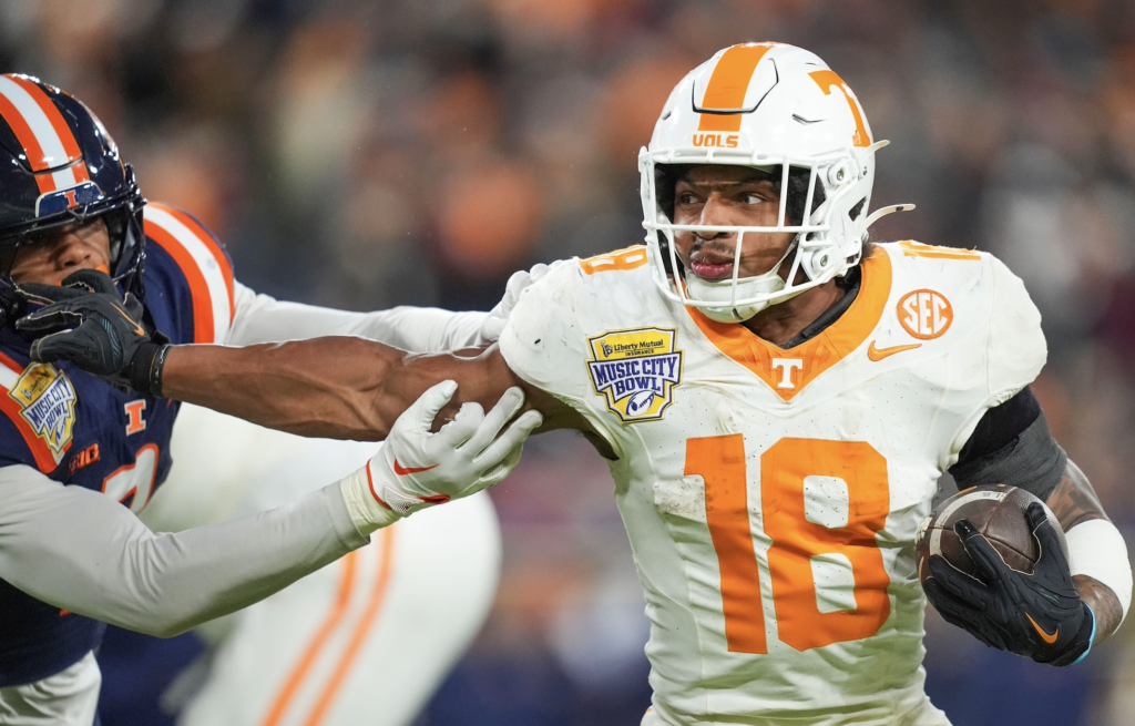 Tennessee RB DeSean Bishop leaves no doubt on how he feels about the Vols' pursuit of 2027 5-star RB David Gabriel Georges