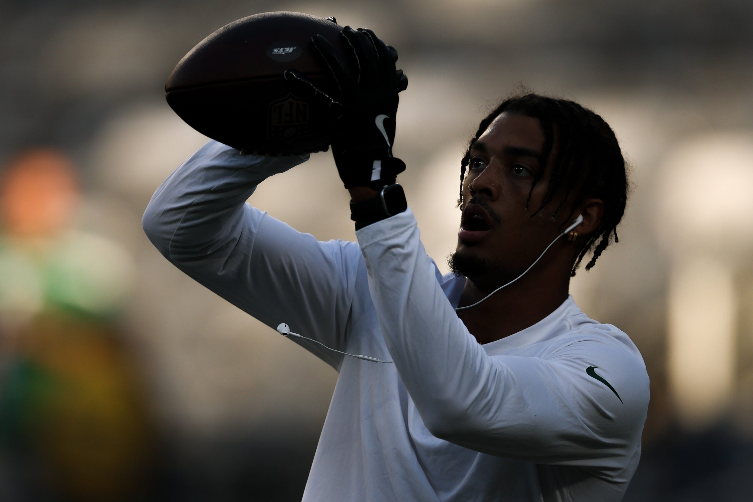 Aug 22, 2025; East Rutherford, New Jersey, USA; New York Jets wide receiver Quentin Skinner (39) warms up before the preseason against the Philadelphia Eagles game at MetLife Stadium.
