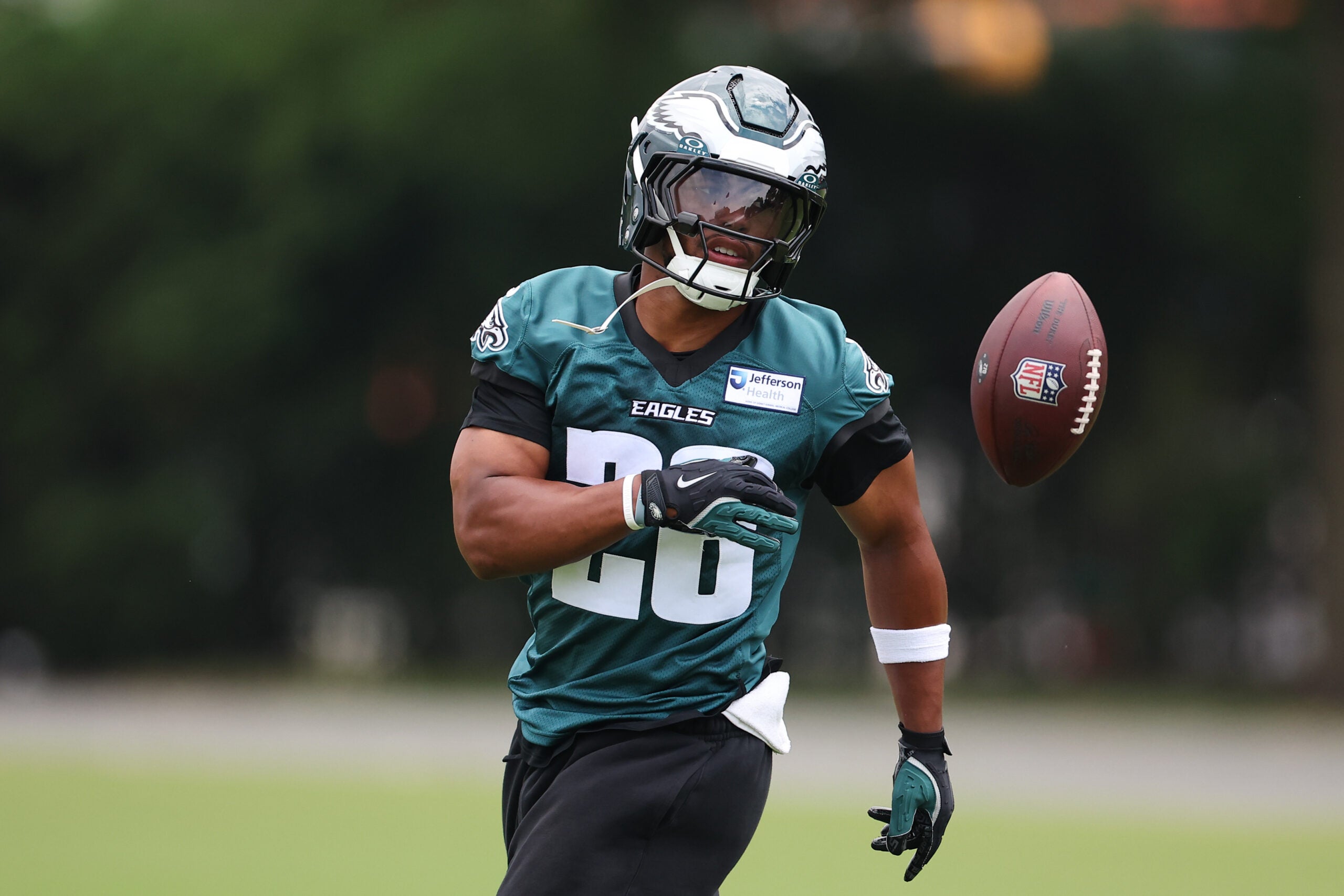 Jun 10, 2026; Philadelphia, PA, USA; Philadelphia Eagles running back Saquon Barkley (26) runs a drill during minicamp at Jefferson Health Training Complex.