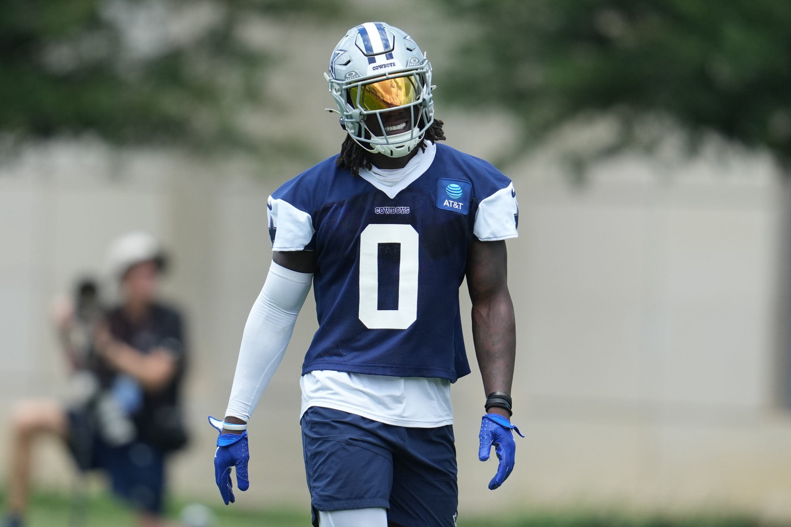 Jun 16, 2026; Dallas, TX, USA; Dallas Cowboys linebacker DeMarvion Overshown (0) goes through a drill during practice at the Ford Center at the Star Training Facility in Frisco, Texas.