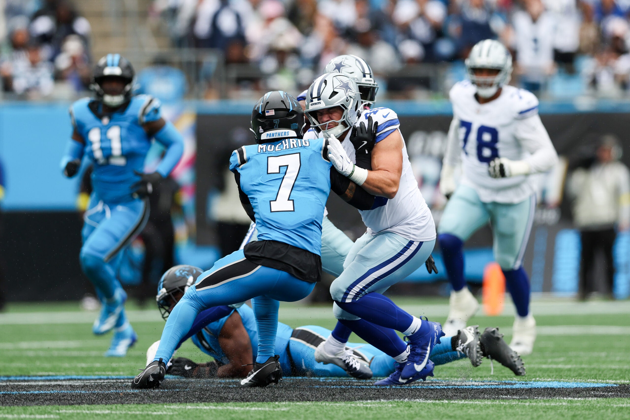 2025-10-12T194258Z_724097809_MT1USATODAY27309270_RTRMADP_3_NFL-DALLAS-COWBOYS-AT-CAROLINA-PANTHERS-scaled.jpg