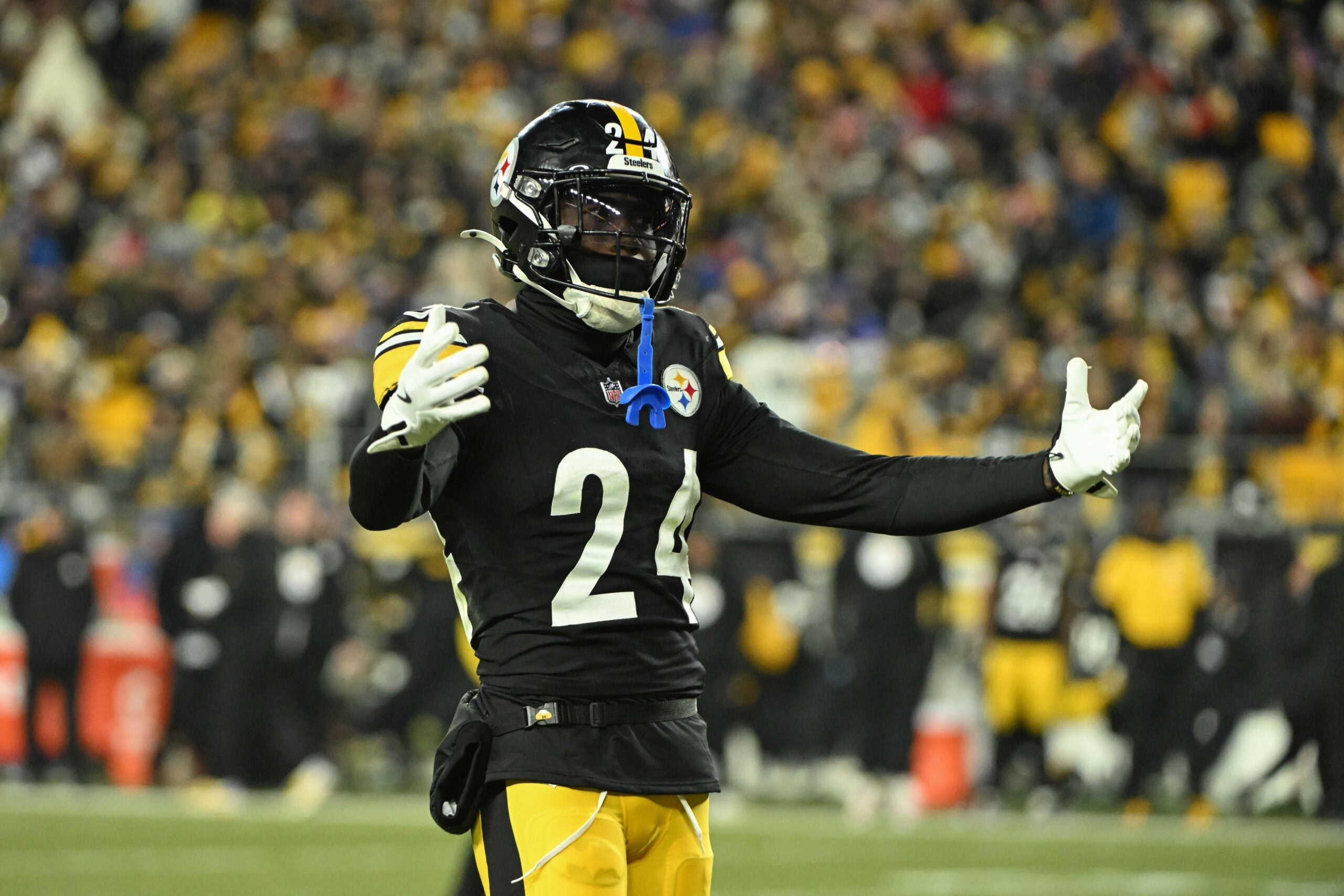 Nov 30, 2025; Pittsburgh, Pennsylvania, USA; Pittsburgh Steelers cornerback Joey Porter Jr. (24) reacts against the Buffalo Bills during the second half at Acrisure Stadium.