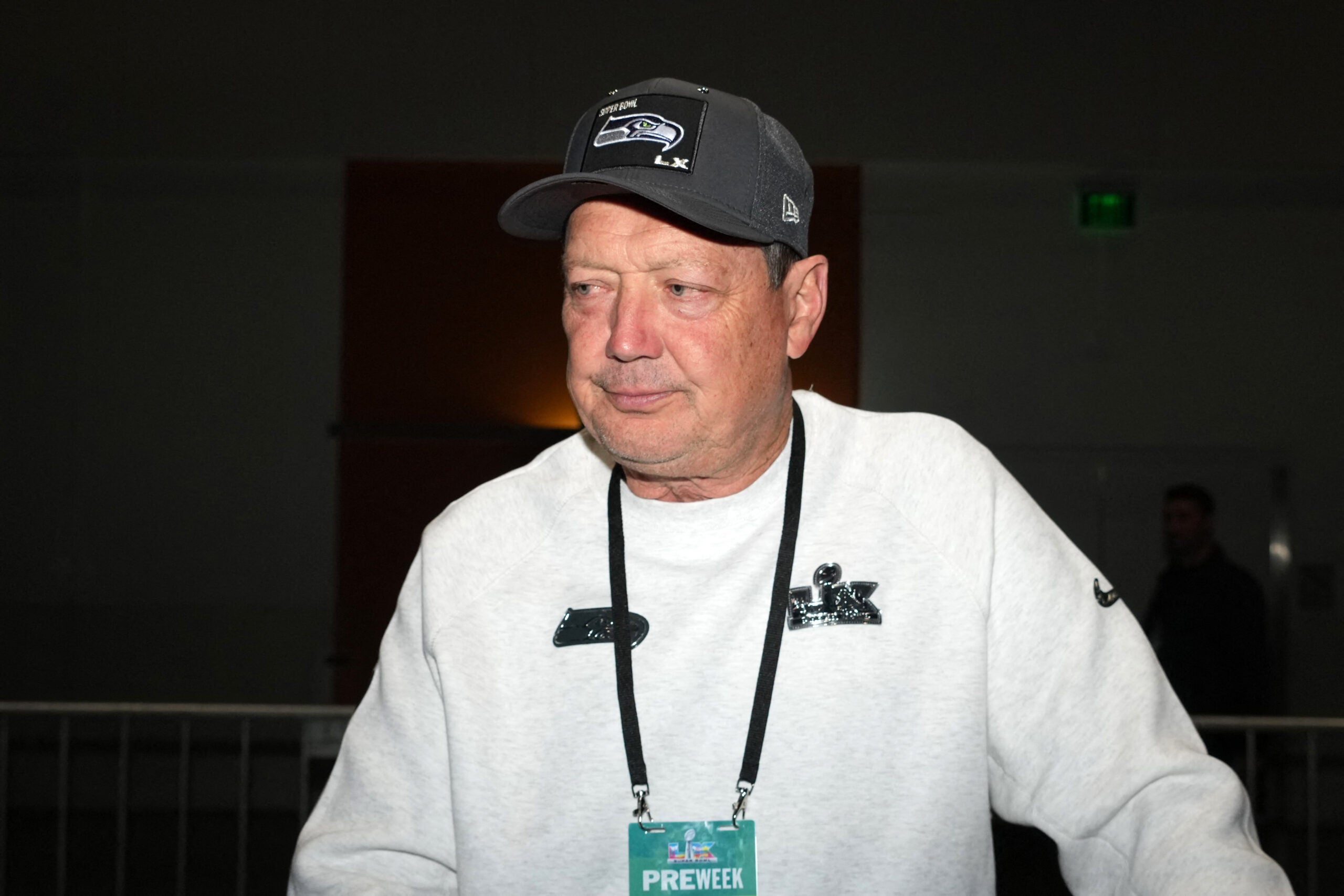 Las Vegas Raiders offensive line coach Rick Dennison right tackle spot DJ Glaze