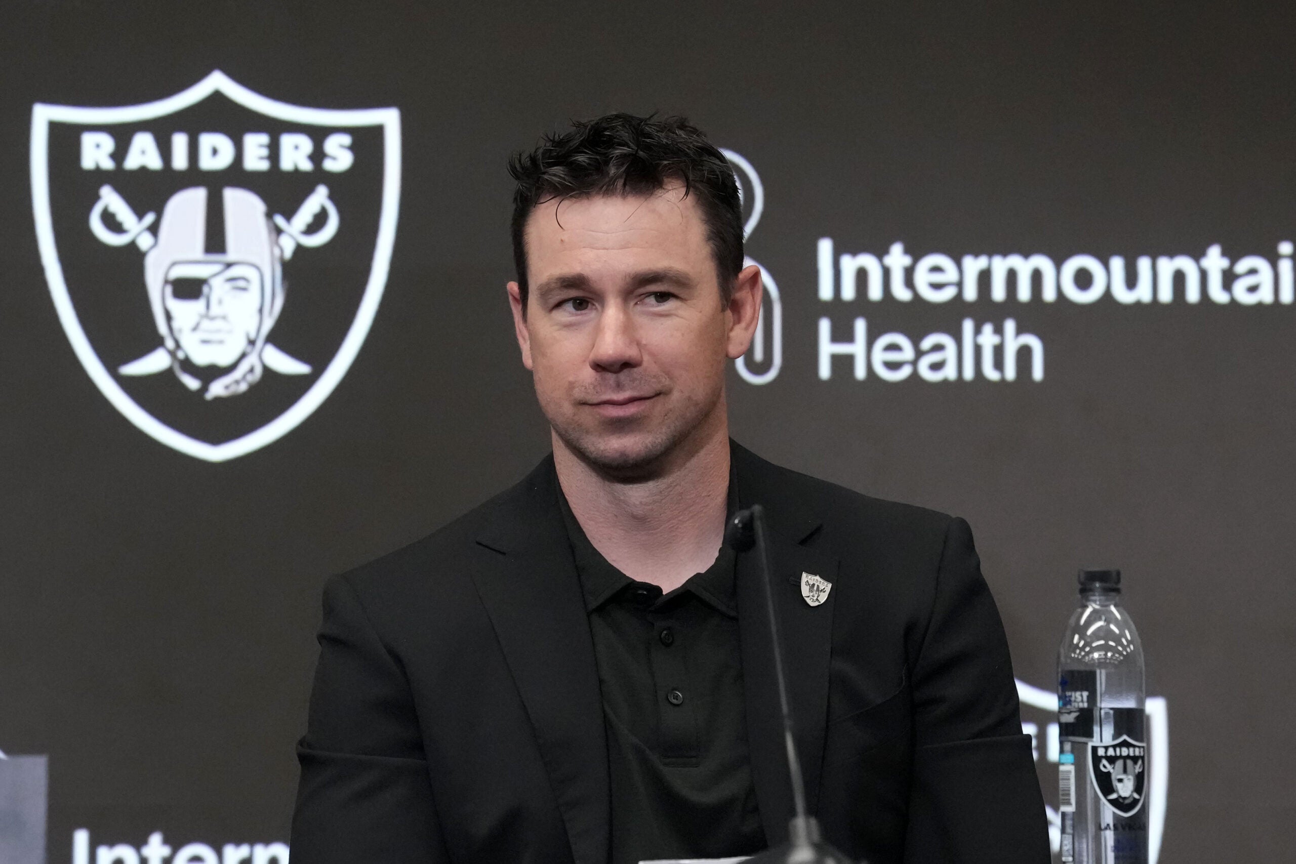 Las Vegas Raiders head coach Klint Kubiak
