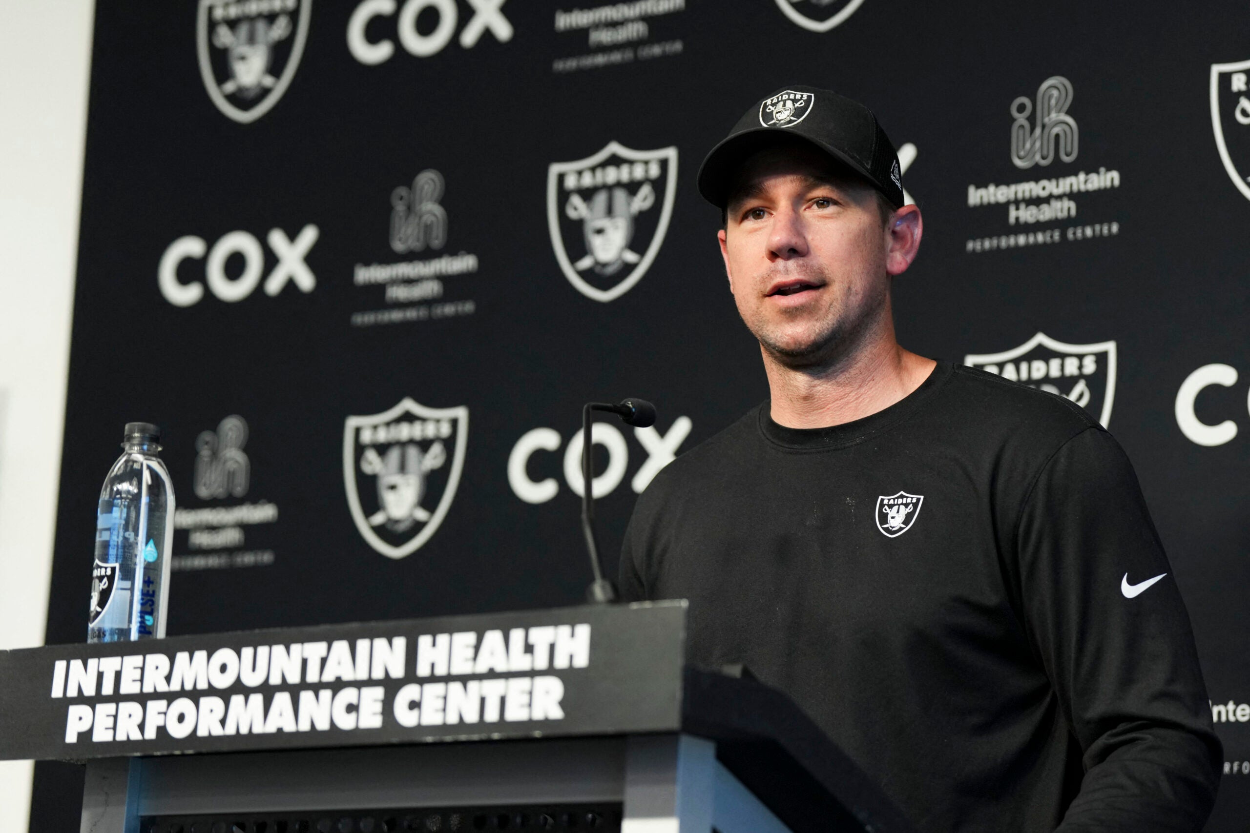 Las Vegas Raiders head coach Klint Kubiak Training Camp